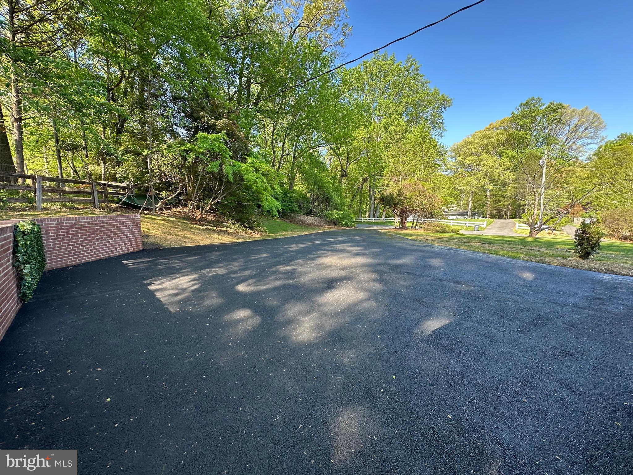 ASHTON POND - Residential