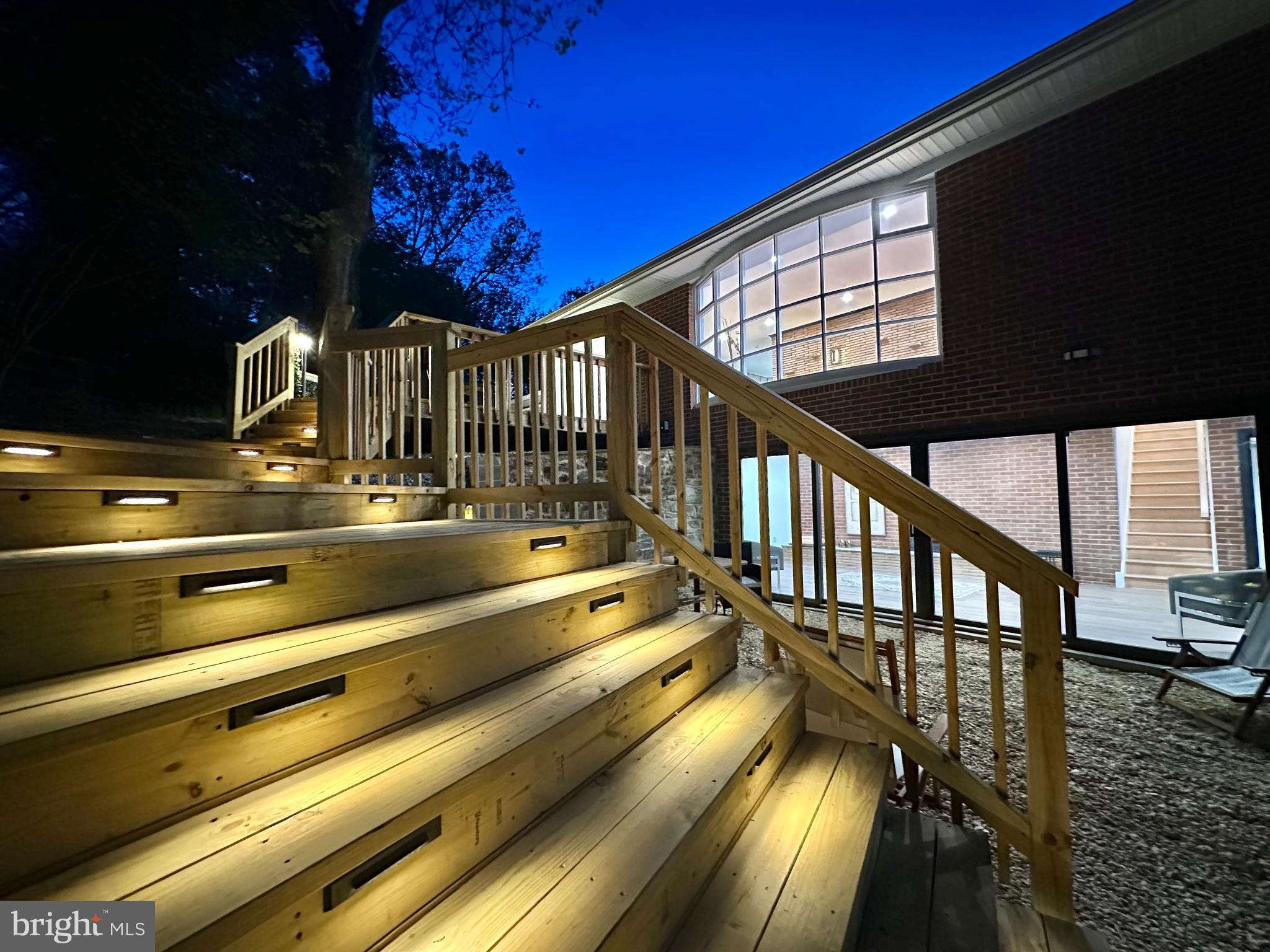 ASHTON POND - Residential