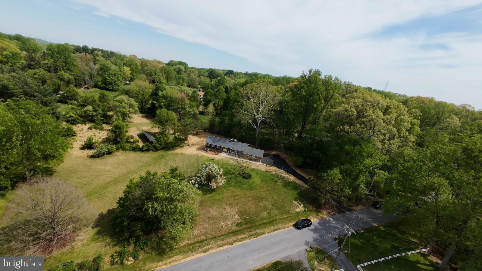 ASHTON POND - Residential