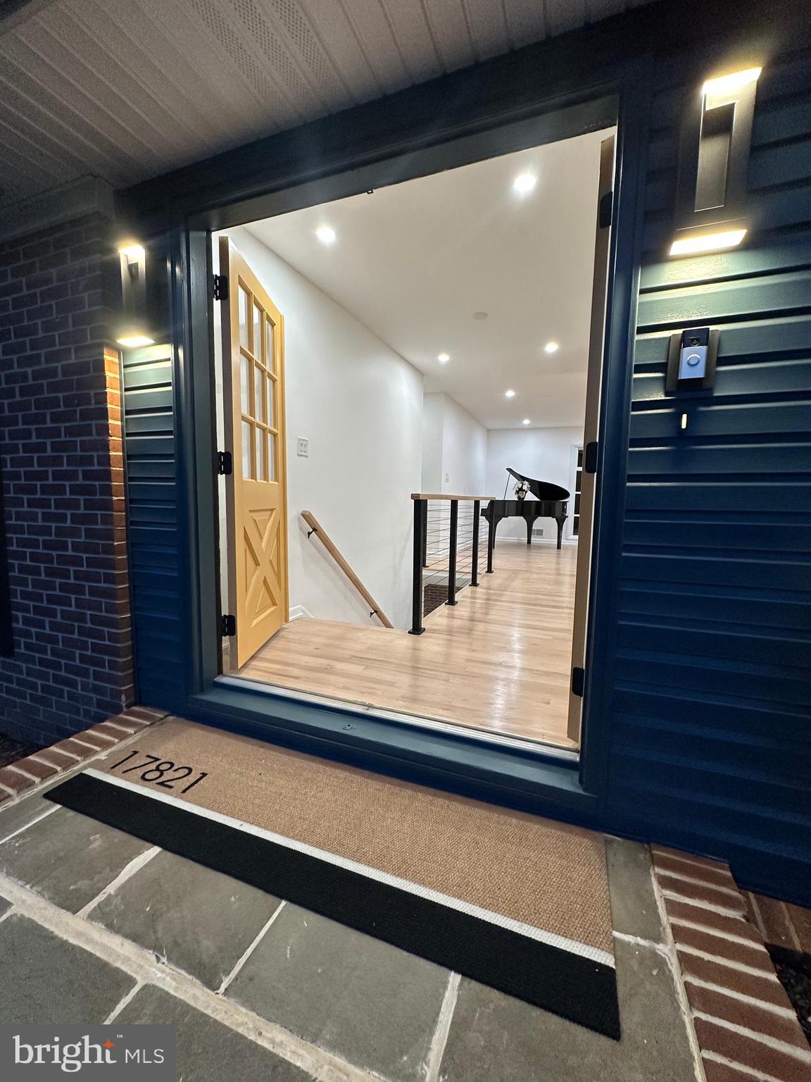 ASHTON POND - Residential