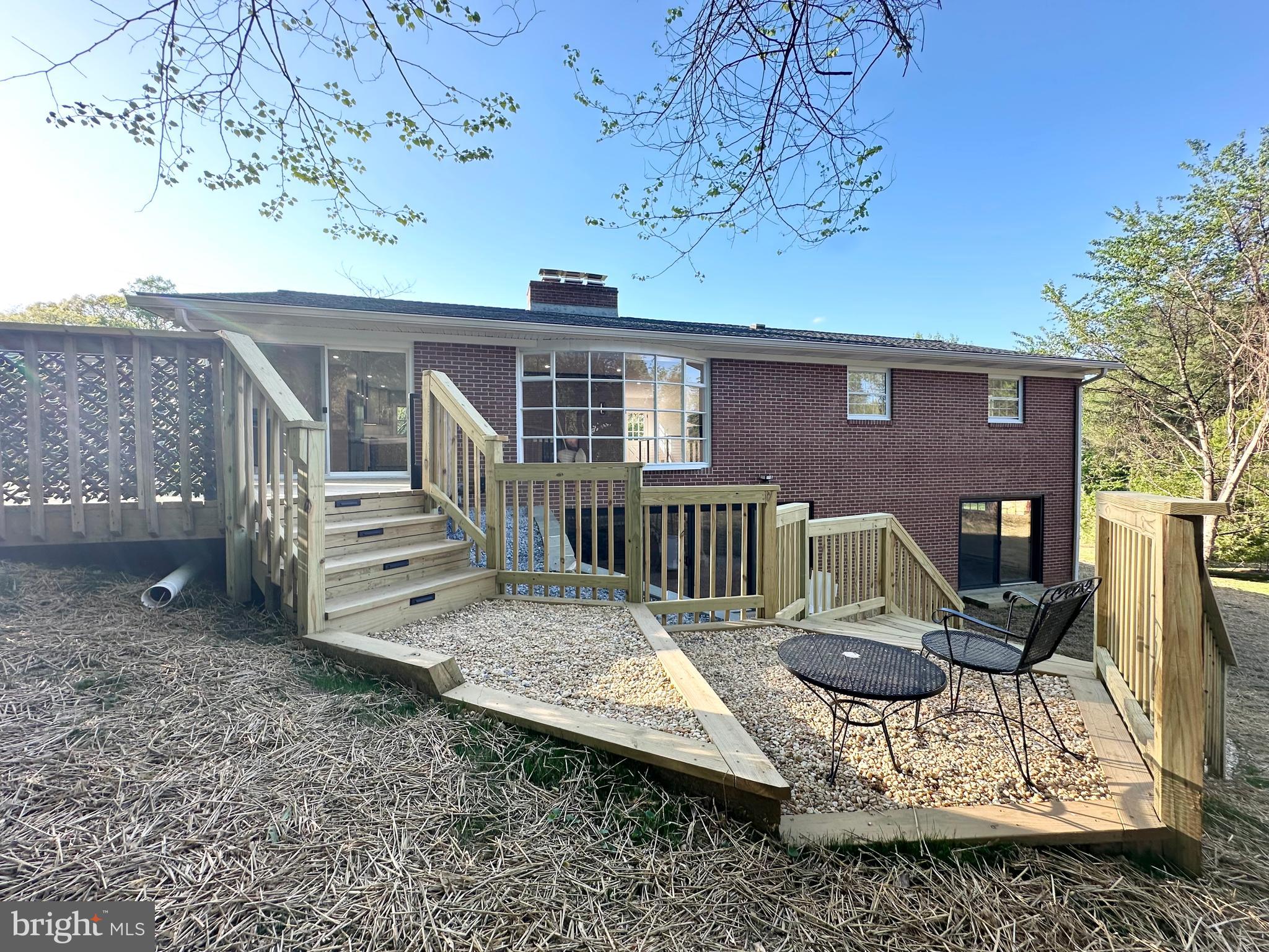 ASHTON POND - Residential