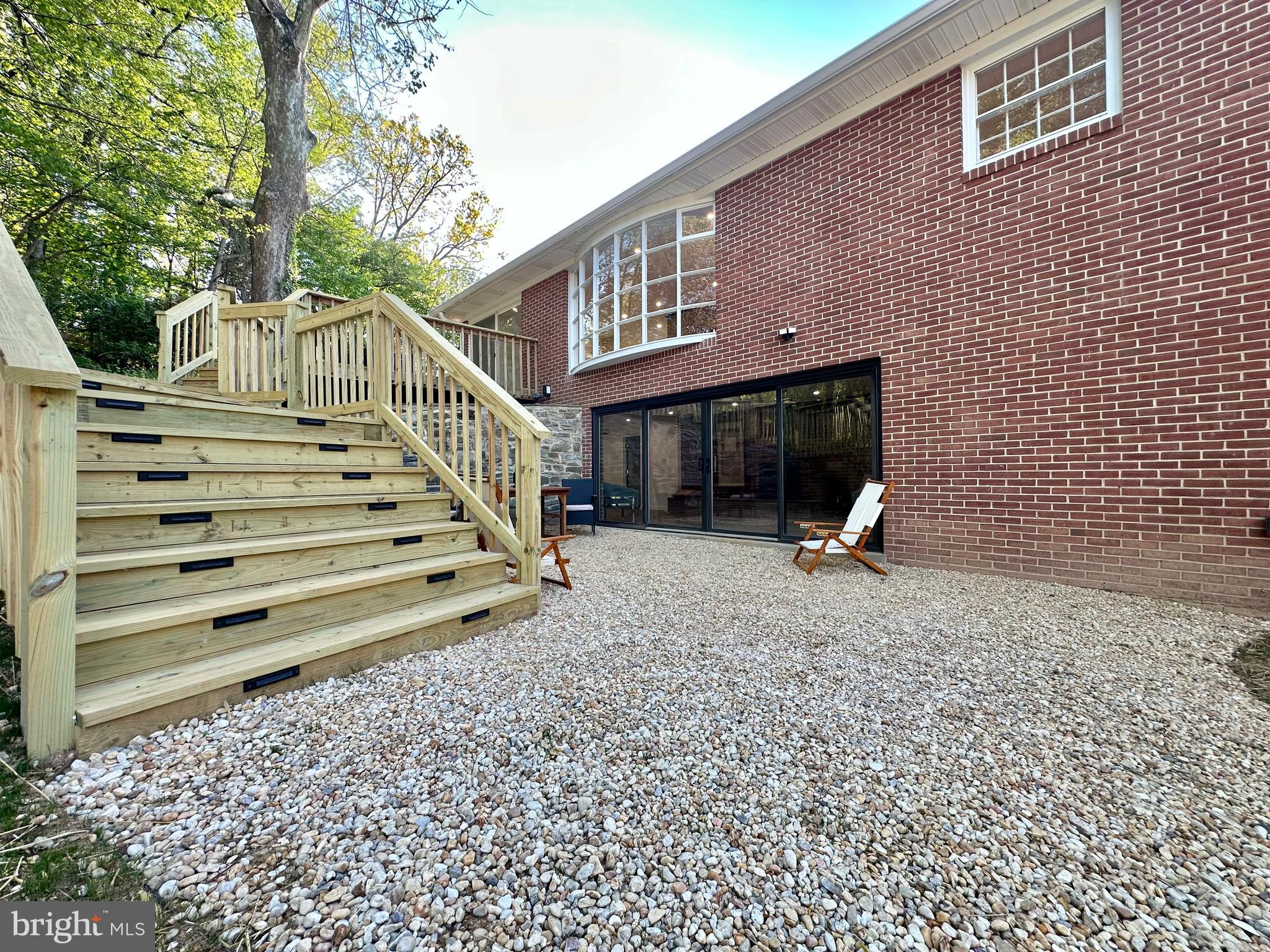 ASHTON POND - Residential