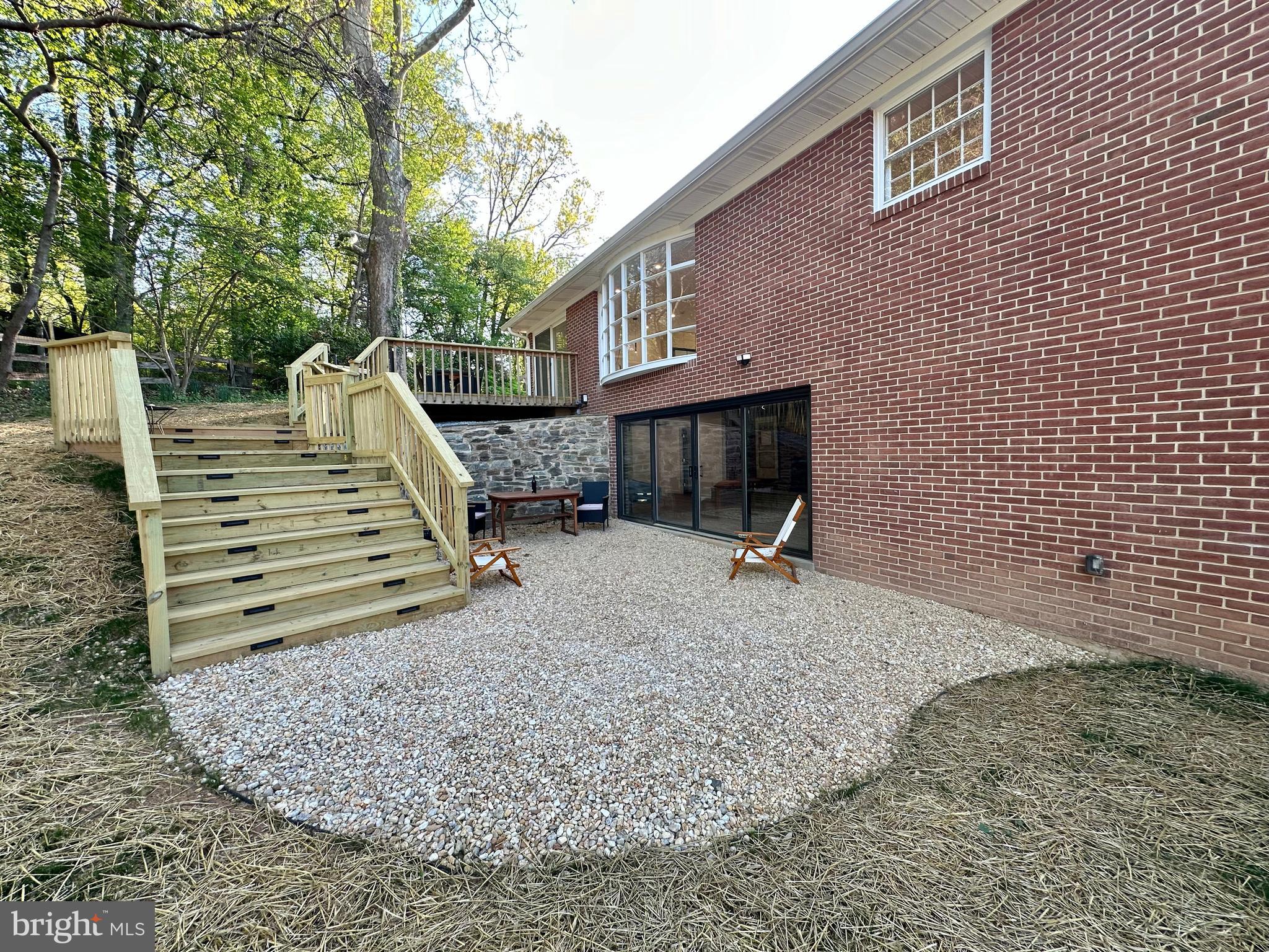 ASHTON POND - Residential