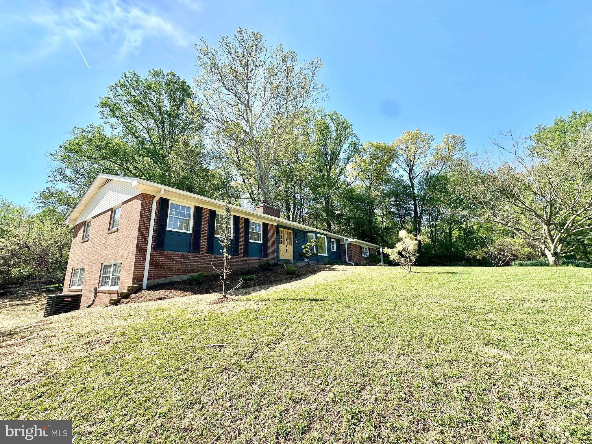 ASHTON POND - Residential