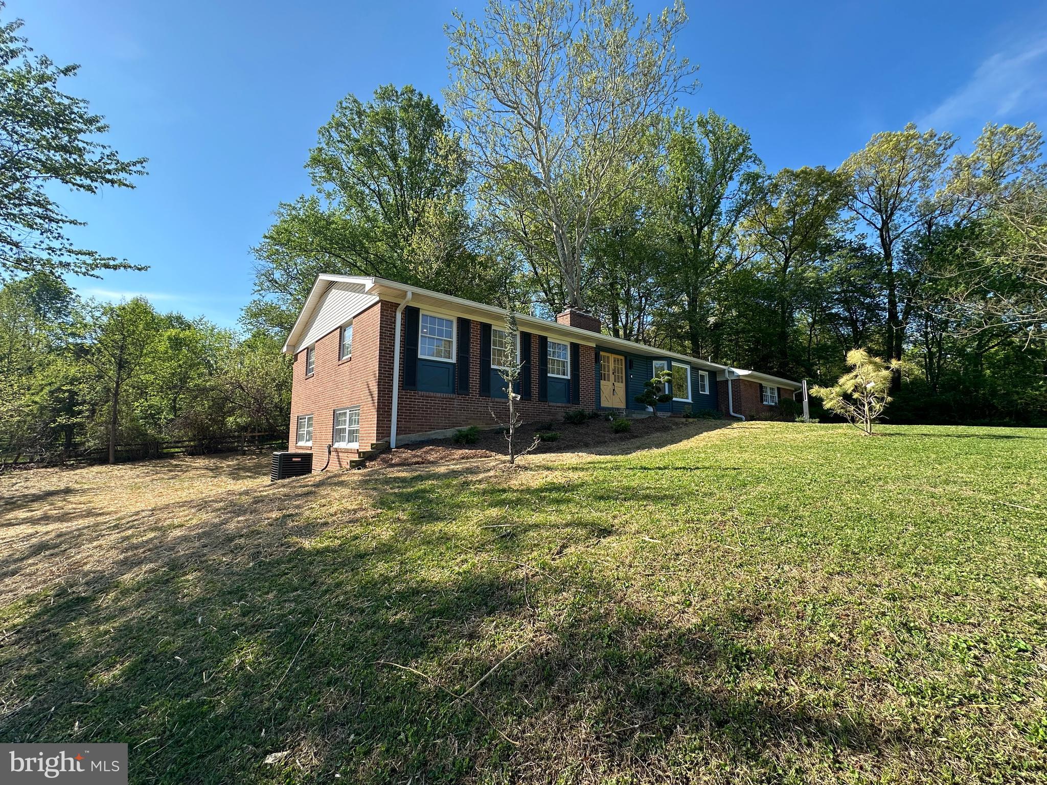 ASHTON POND - Residential