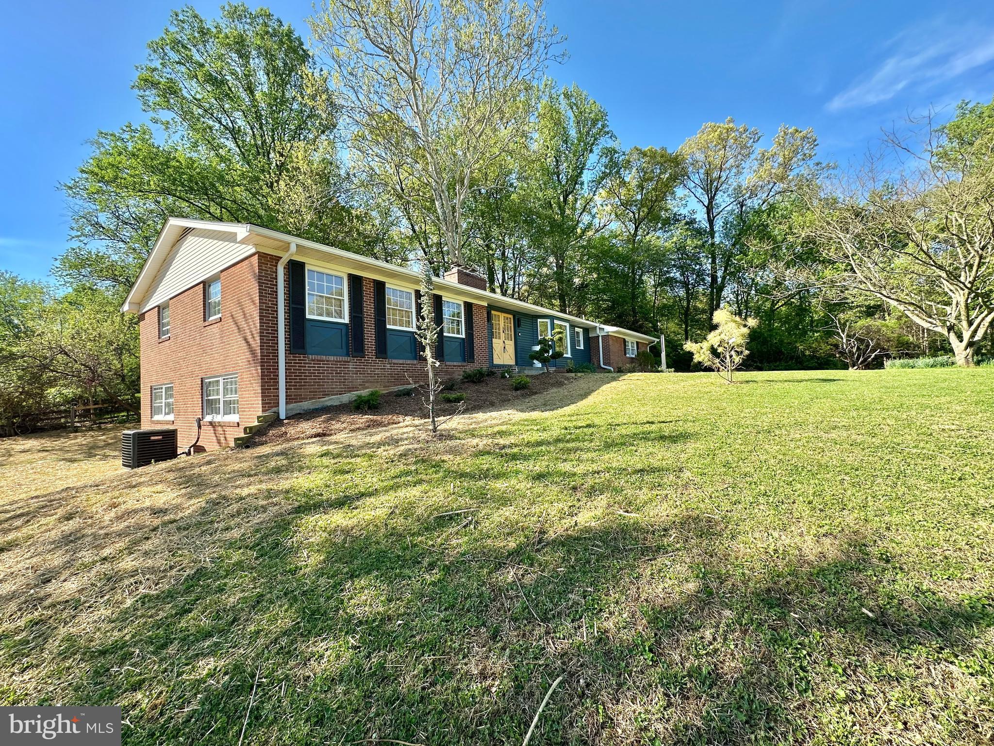 ASHTON POND - Residential