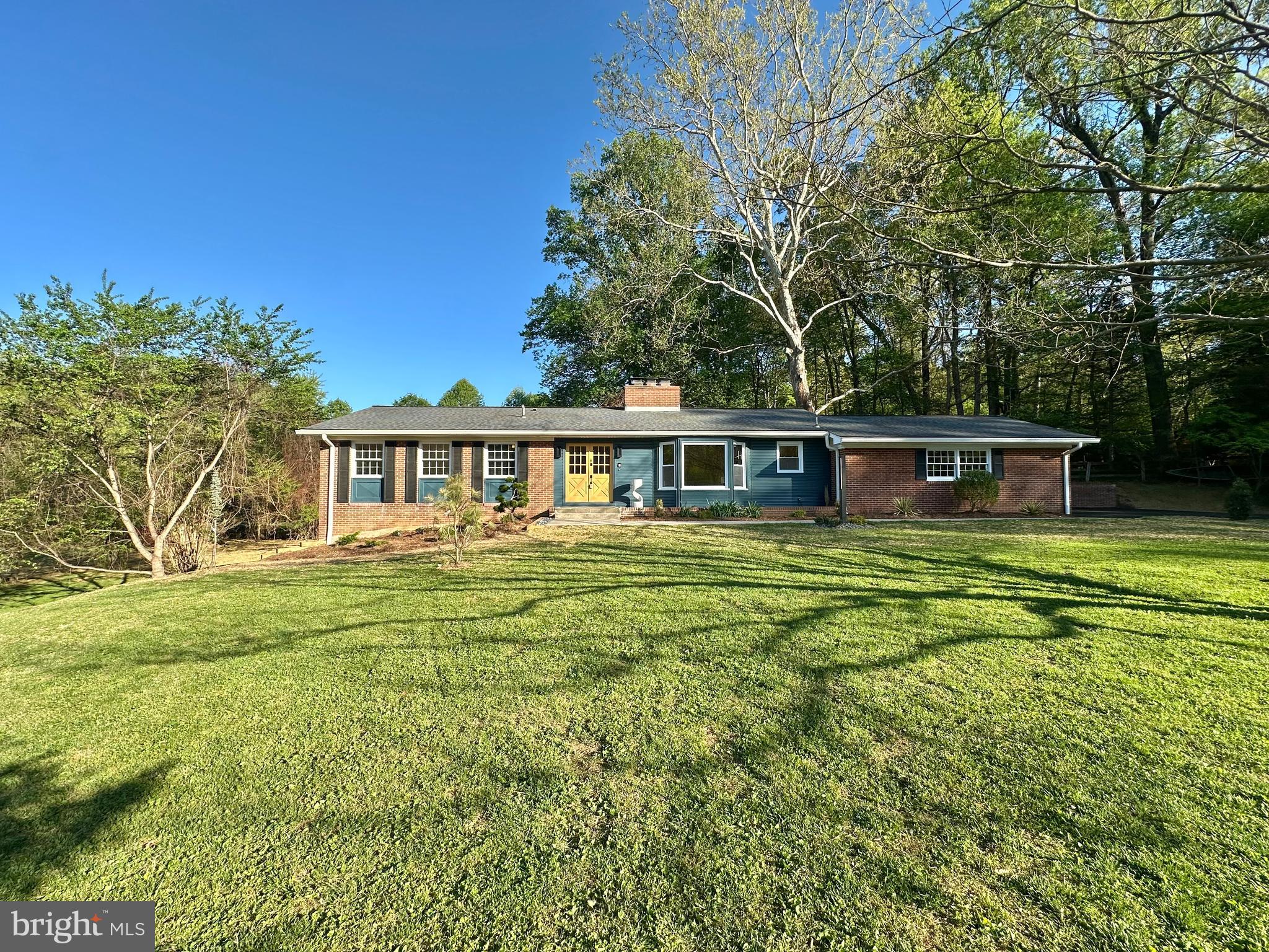 ASHTON POND - Residential