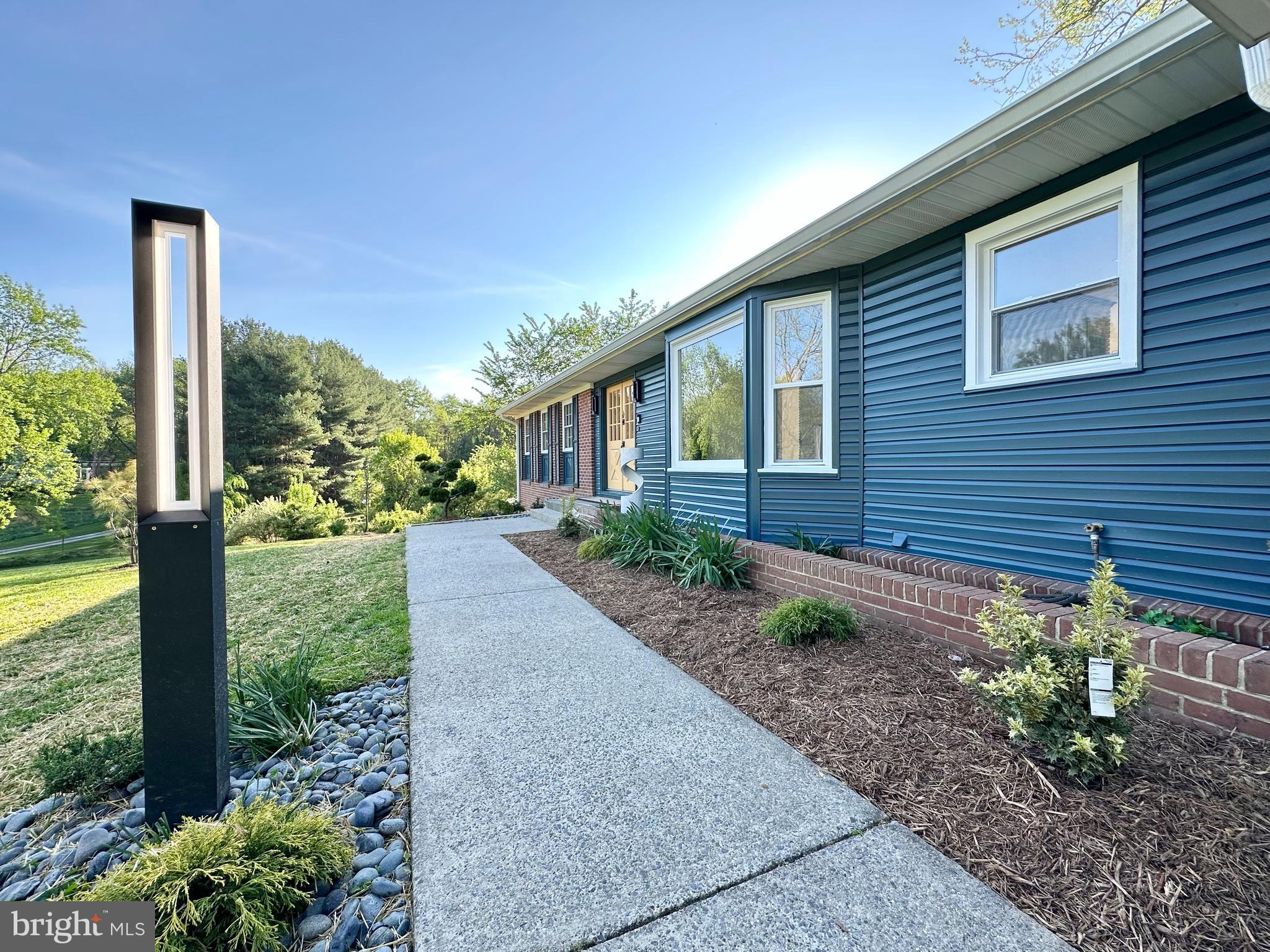 ASHTON POND - Residential