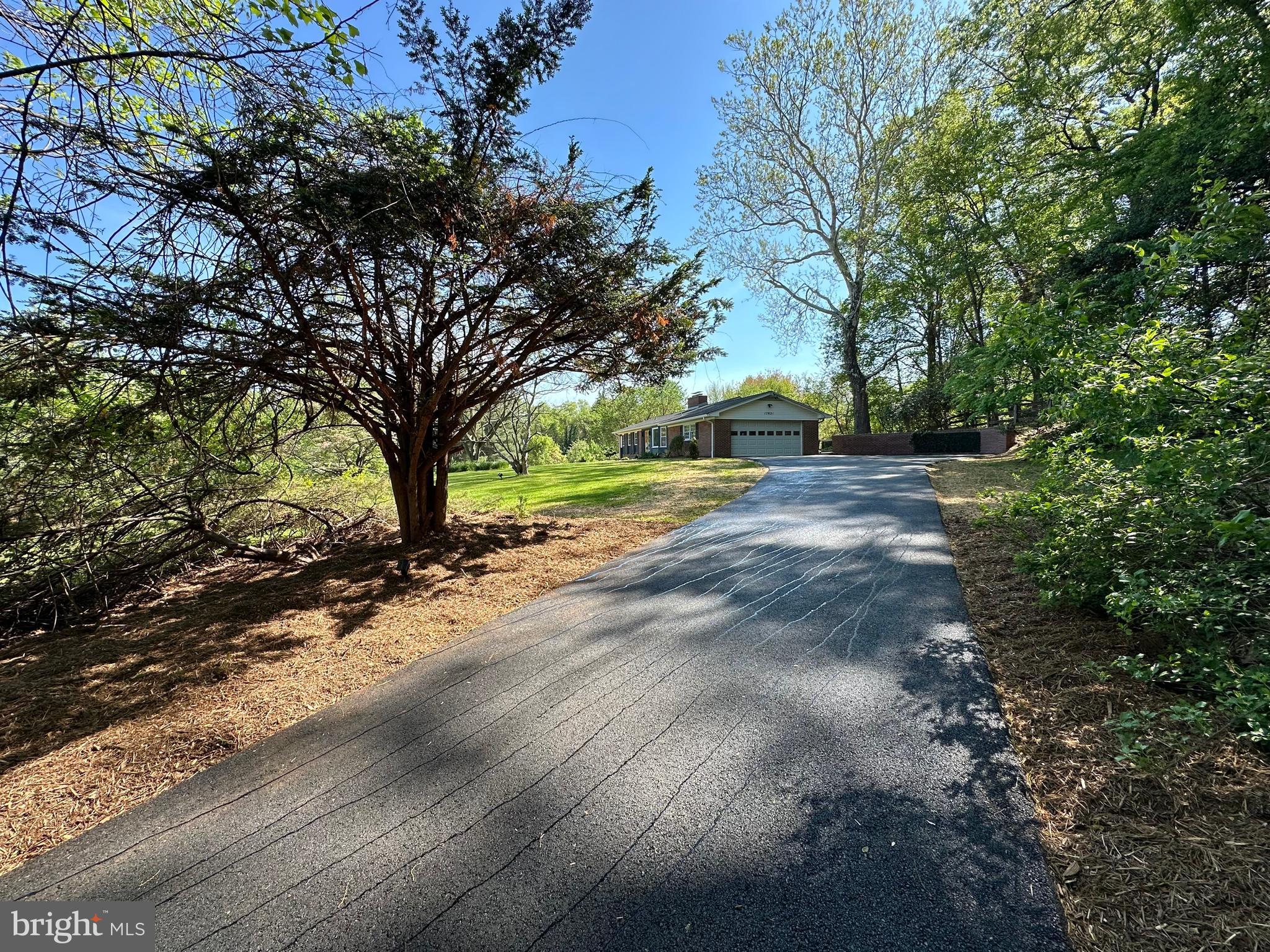 ASHTON POND - Residential