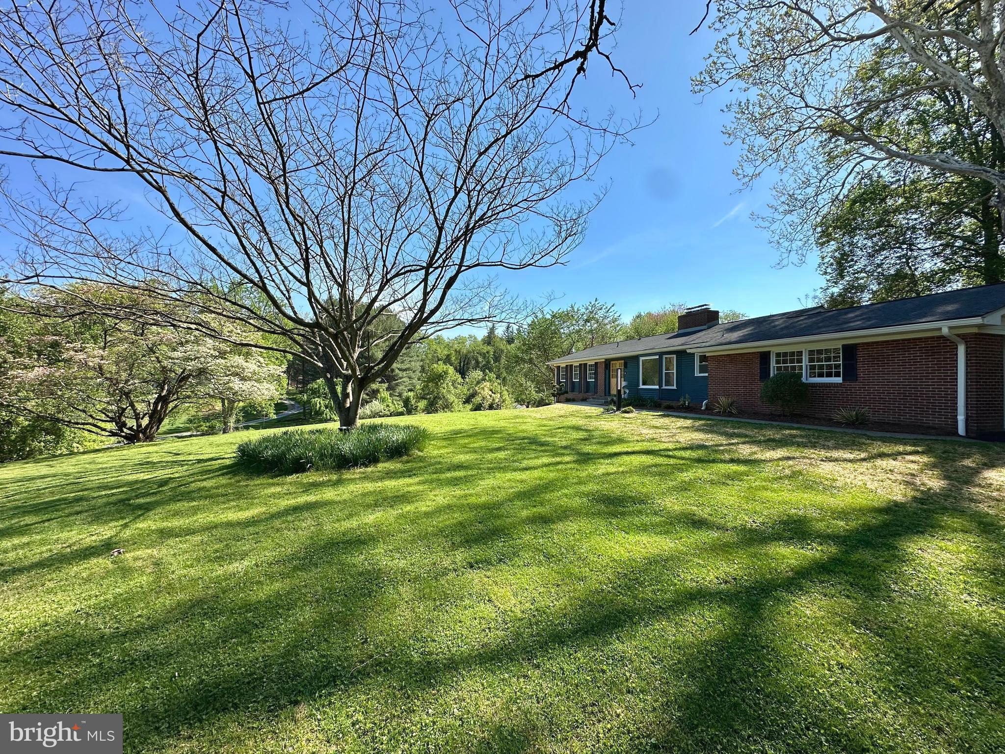 ASHTON POND - Residential