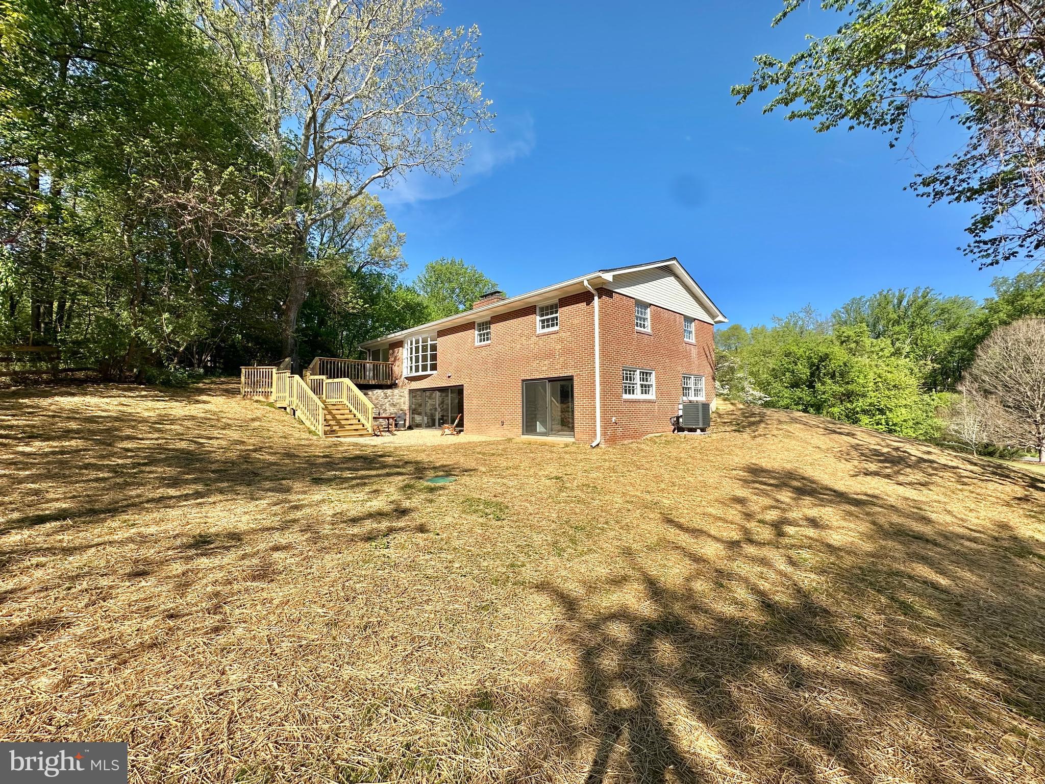 ASHTON POND - Residential