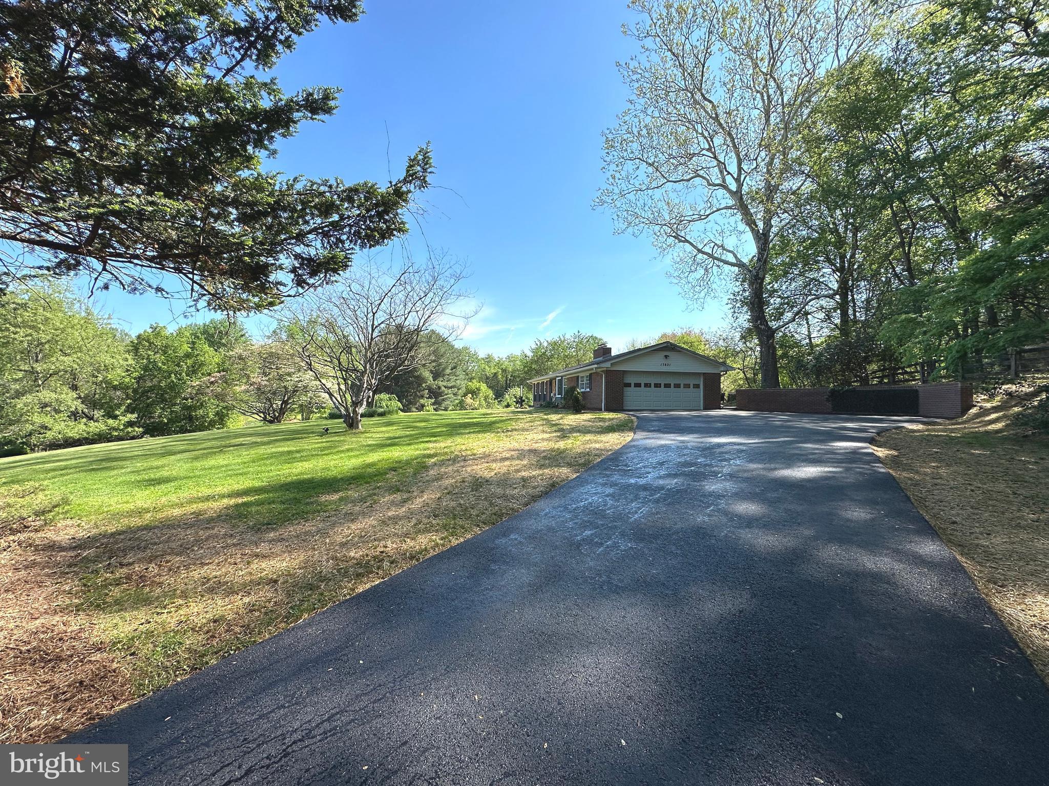 ASHTON POND - Residential