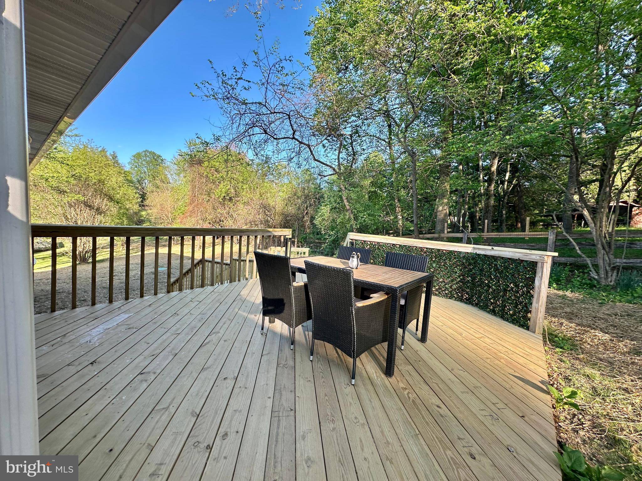 ASHTON POND - Residential