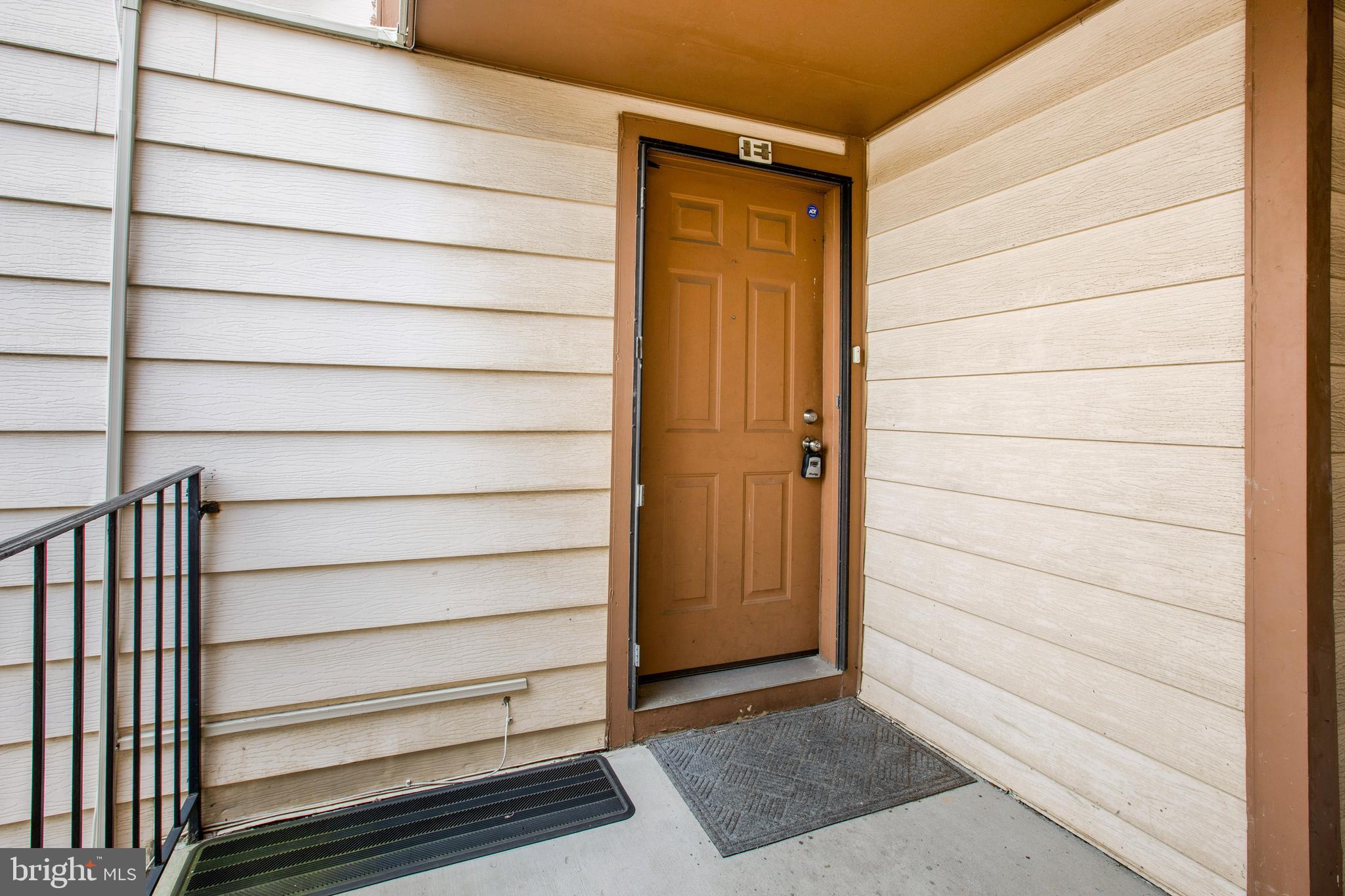 LAUREL RIDGE - Residential Lease