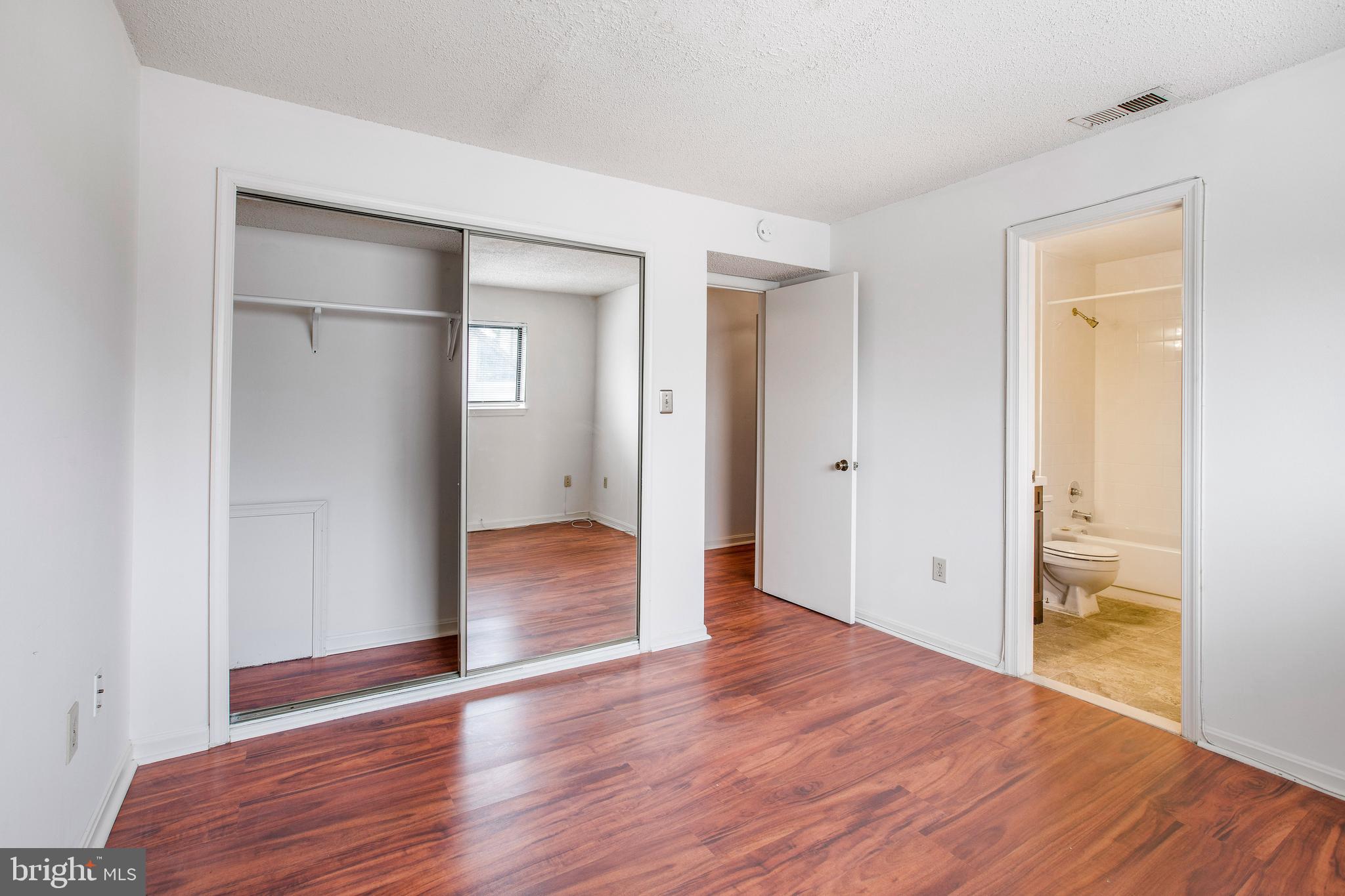 LAUREL RIDGE - Residential Lease