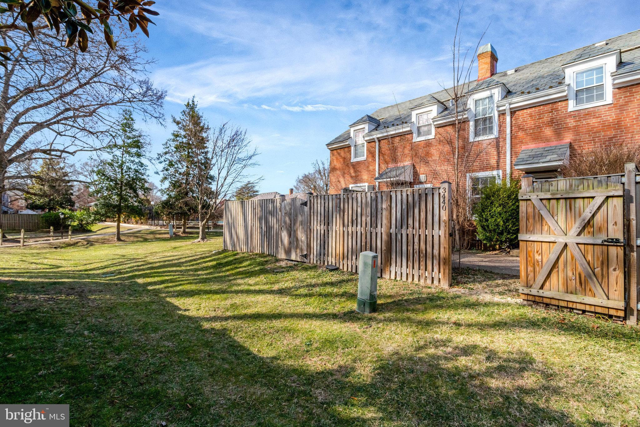 FAIRLINGTON MEWS - Residential