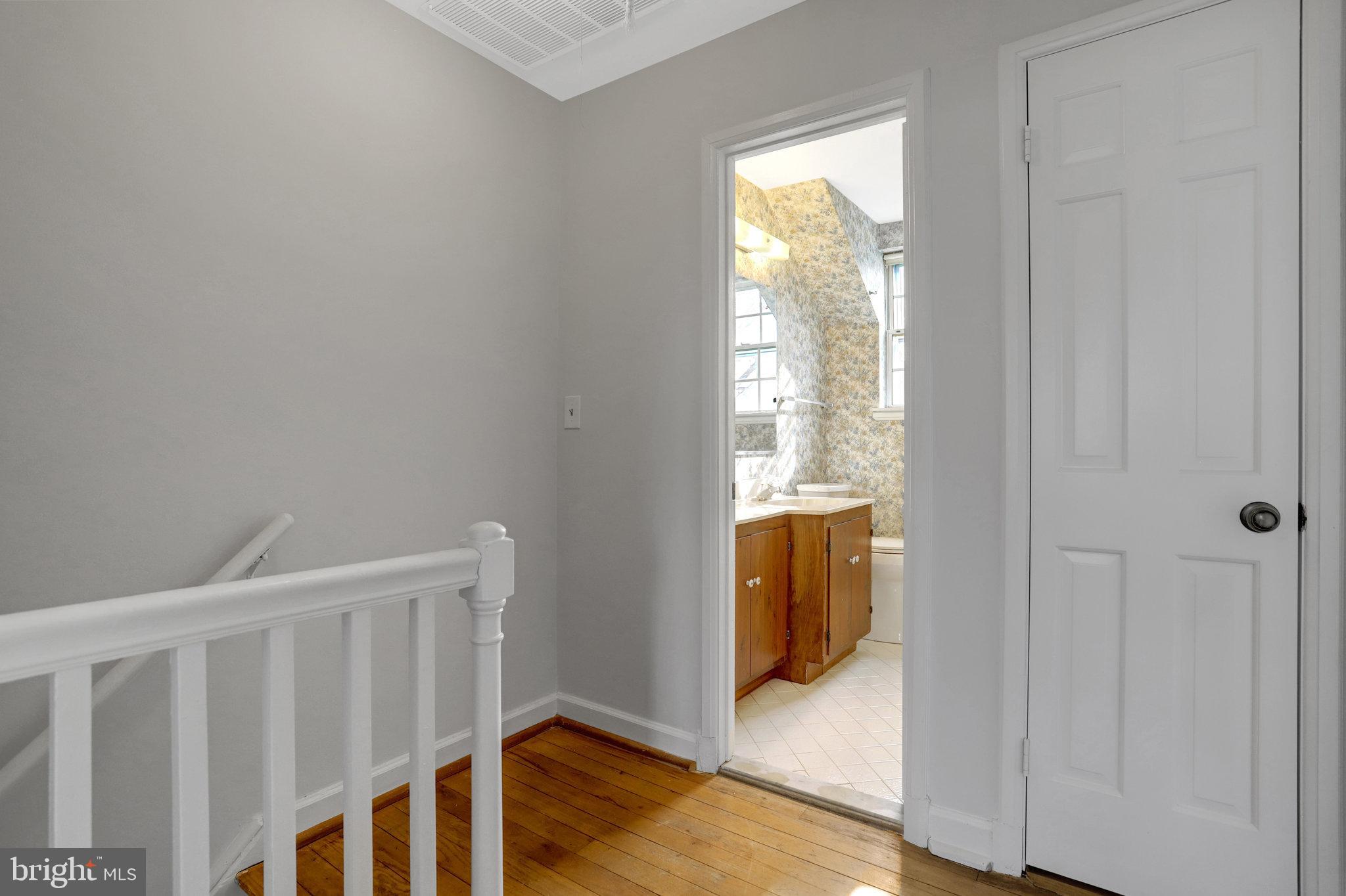 FAIRLINGTON MEWS - Residential