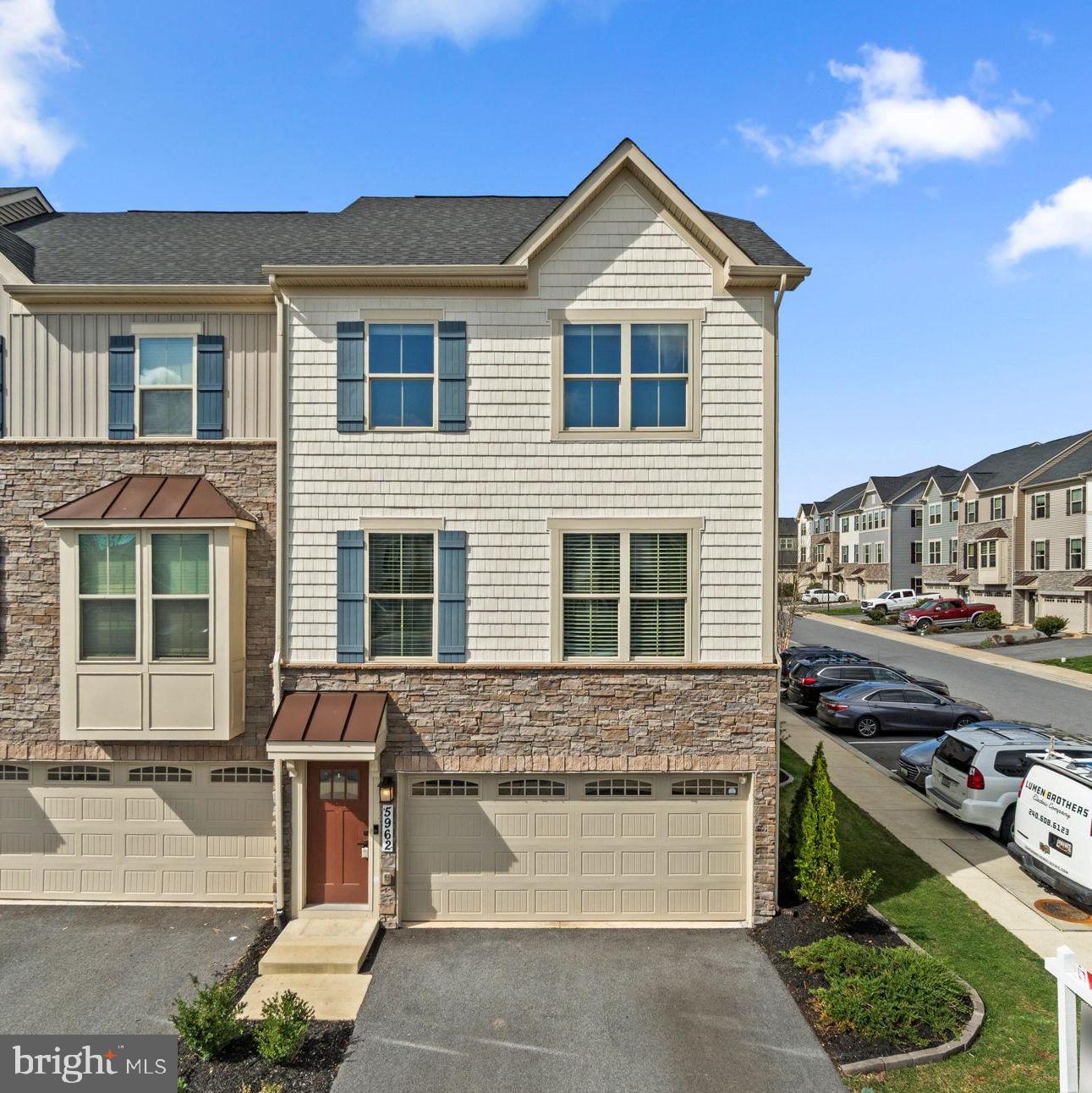 LAKE LINGANORE EAGLEHEAD - Residential