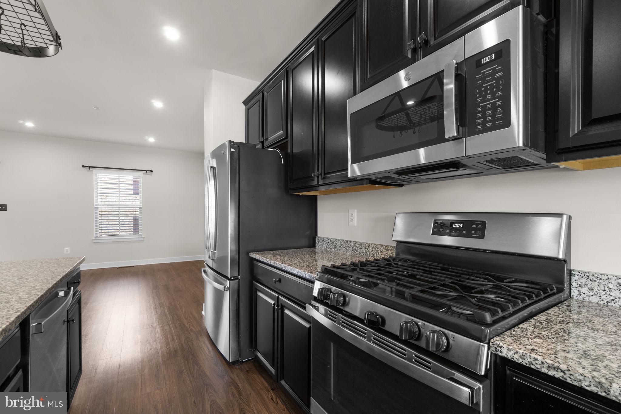 LAKE LINGANORE EAGLEHEAD - Residential