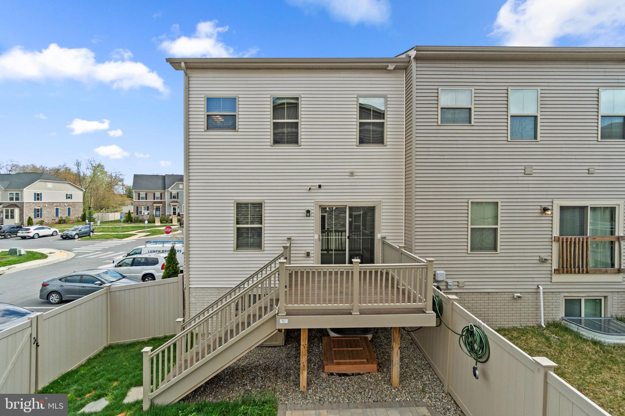 LAKE LINGANORE EAGLEHEAD - Residential