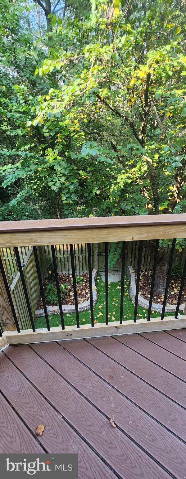 LAKE RIDGE - SPRINGWOODS - Residential Lease