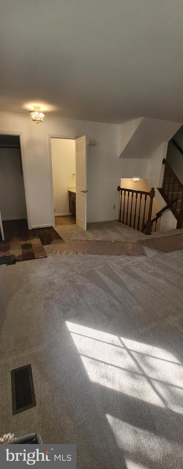 LAKE RIDGE - SPRINGWOODS - Residential Lease