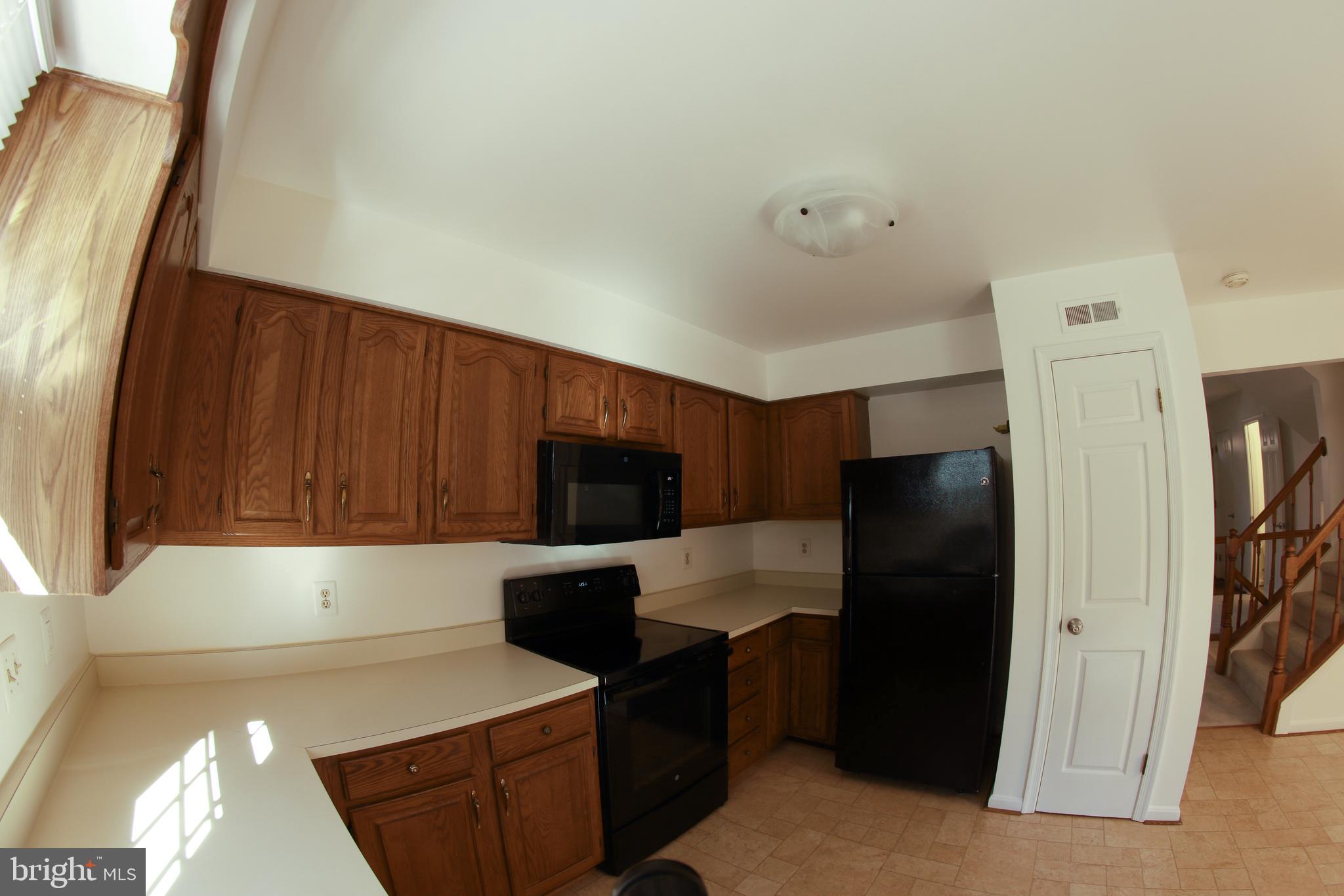 LAKE RIDGE - SPRINGWOODS - Residential Lease