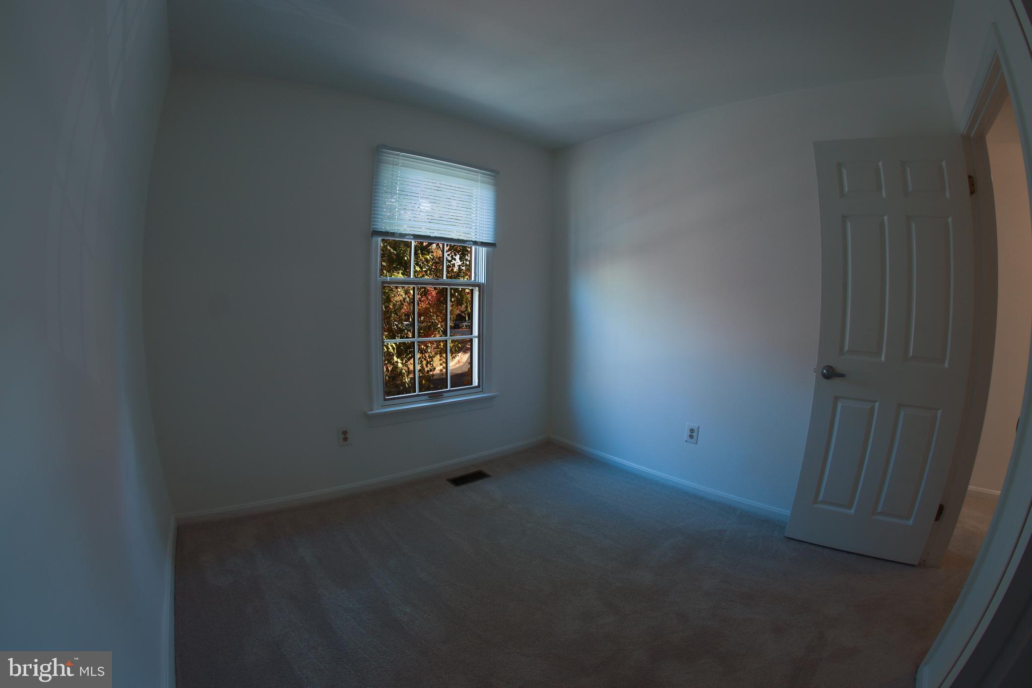 LAKE RIDGE - SPRINGWOODS - Residential Lease