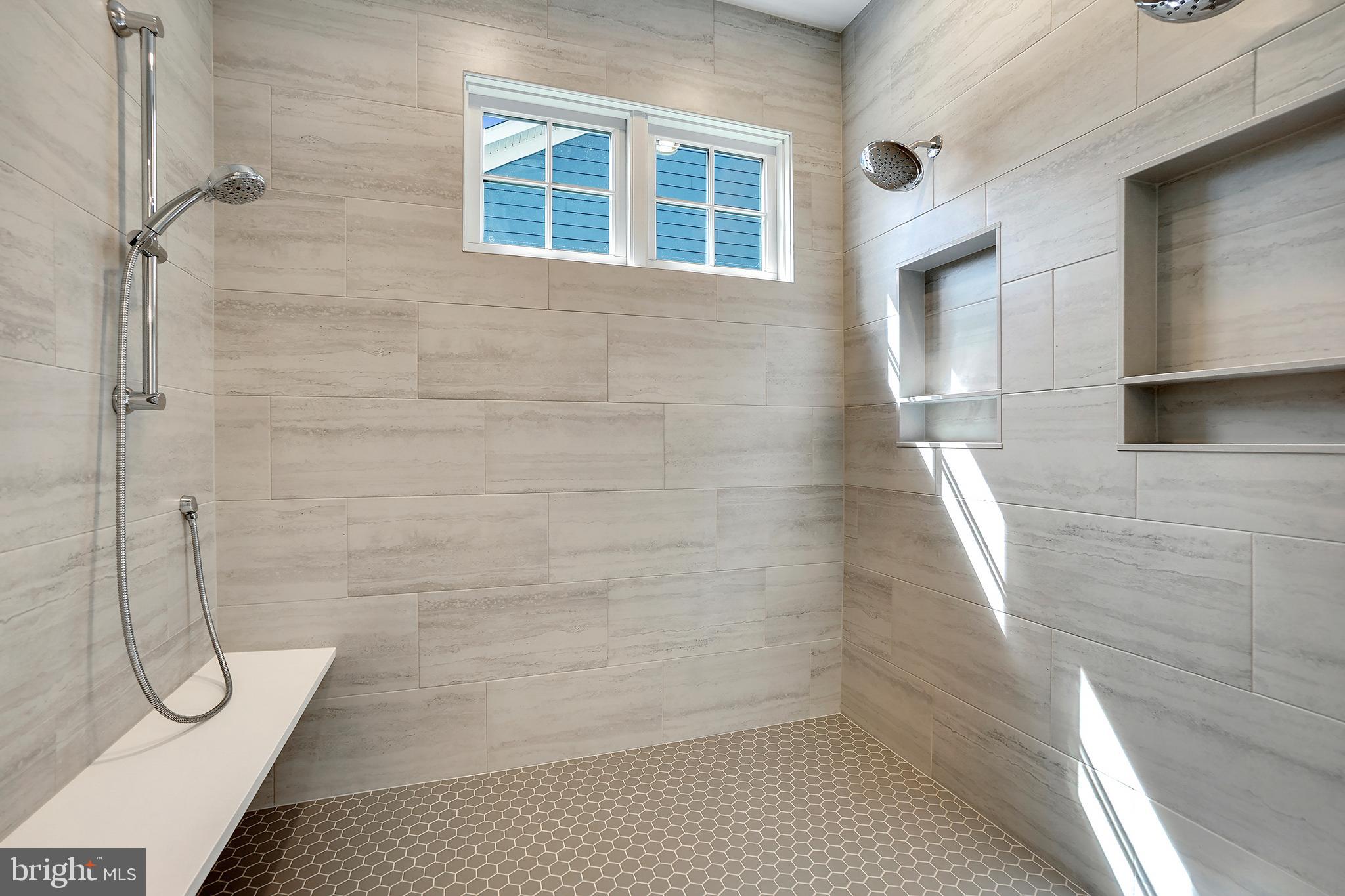 LONE OAK - Residential