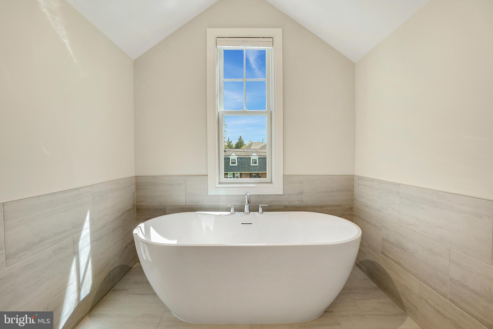 LONE OAK - Residential