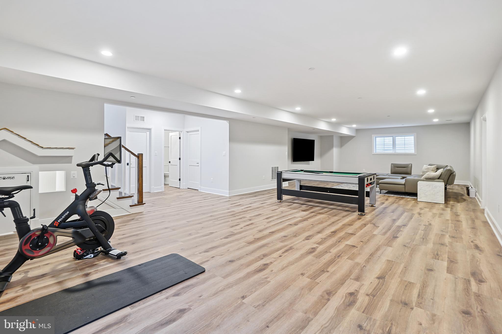 LONE OAK - Residential