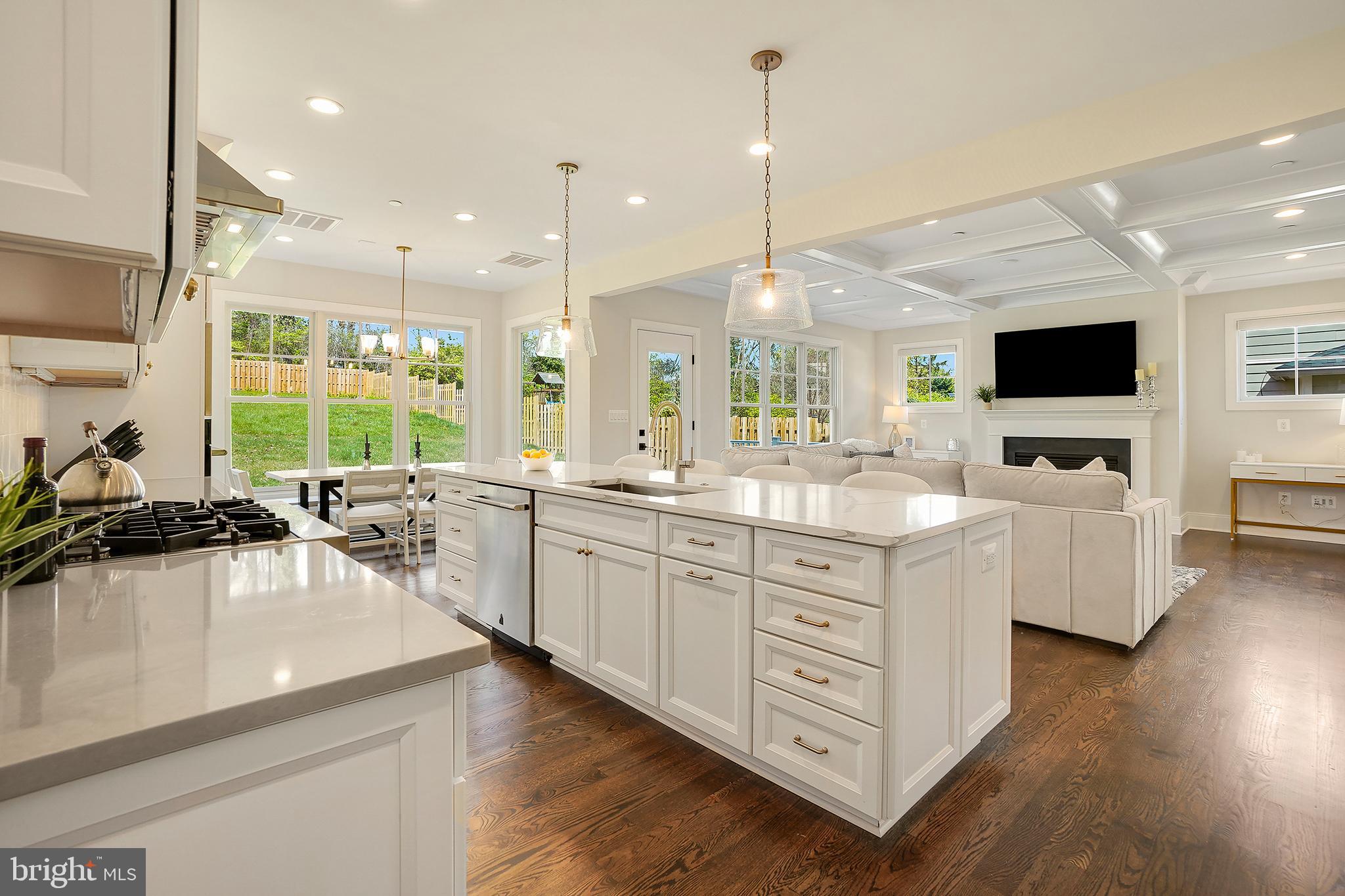 LONE OAK - Residential