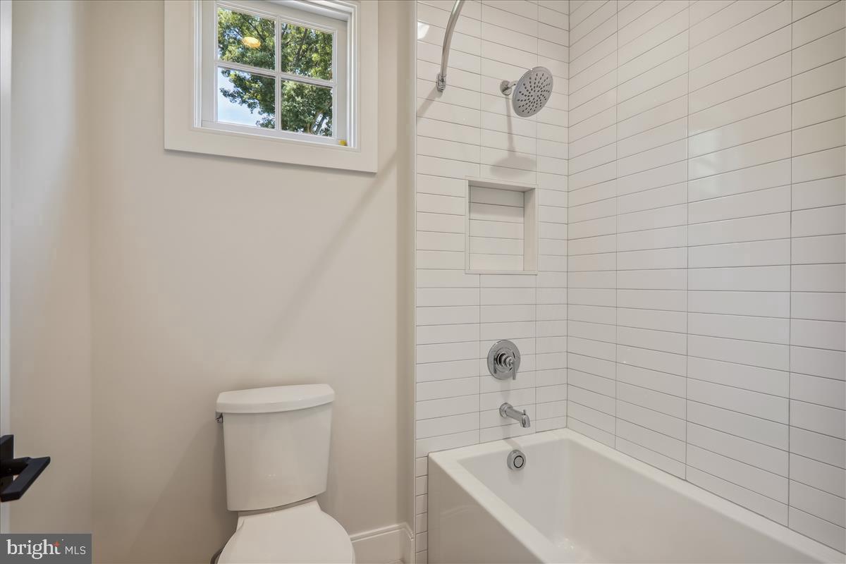 LONE OAK - Residential