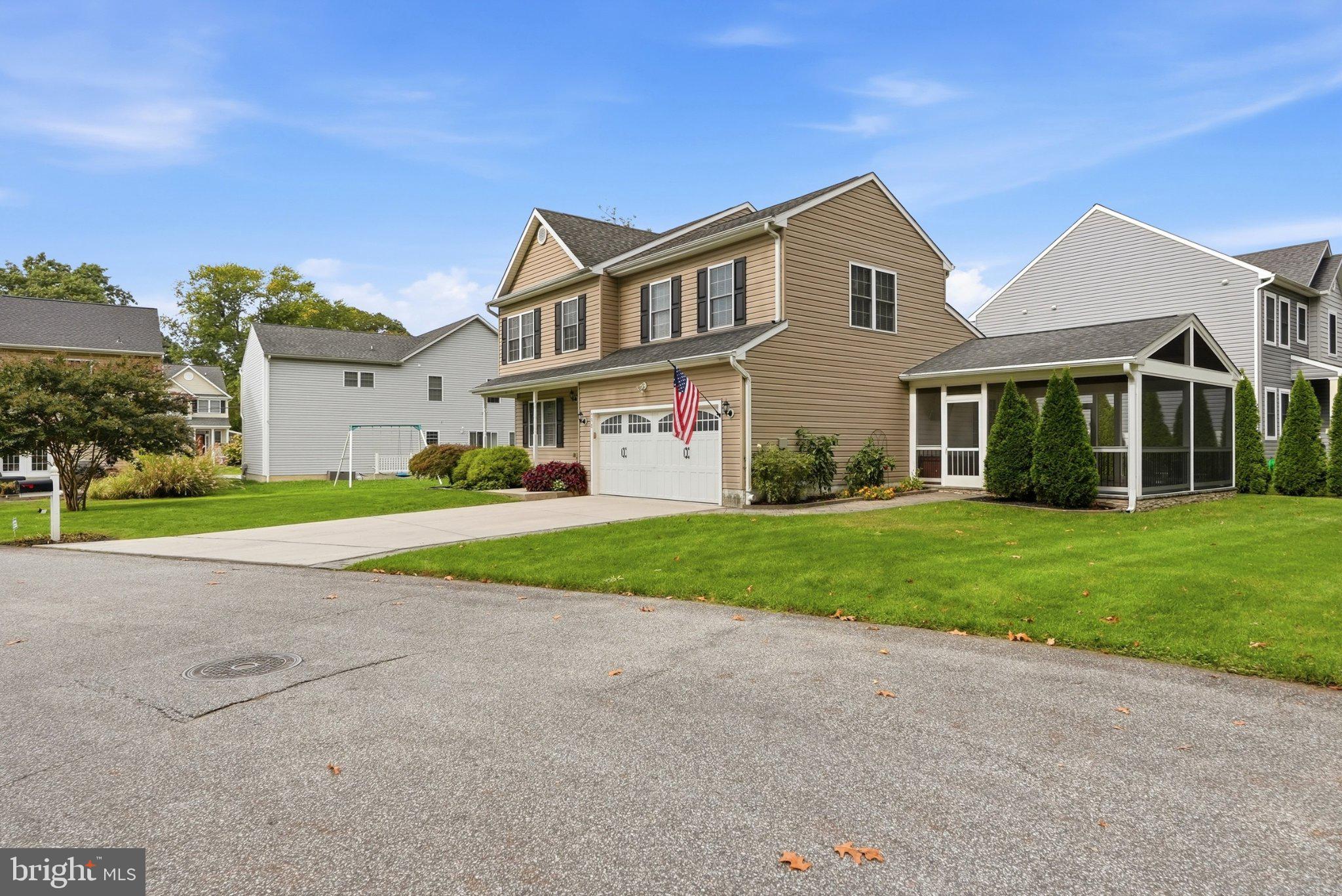 598 ALSTON PLACE