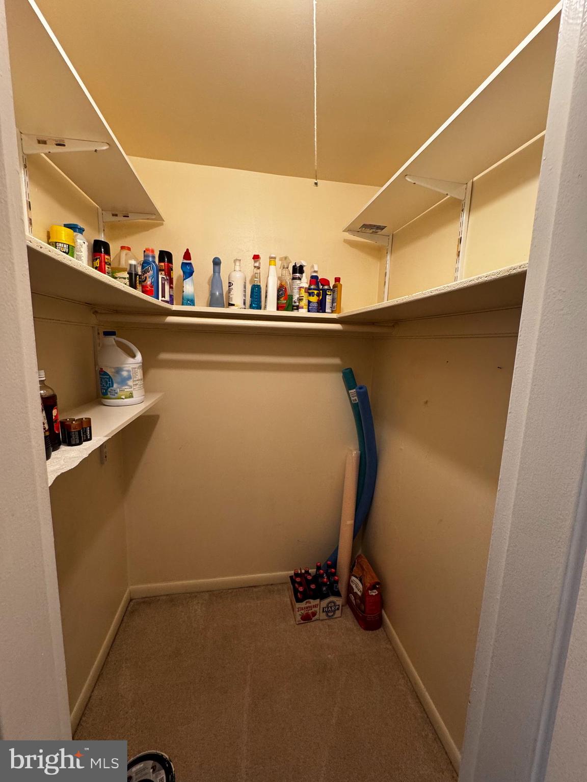 VERMONT GARDENS - Residential Lease