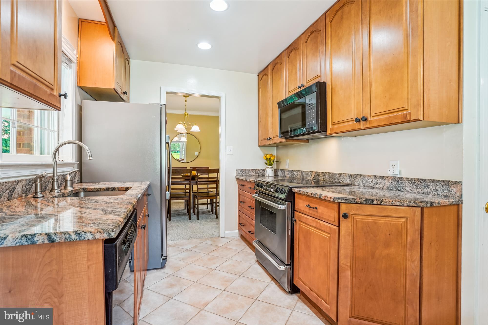 8634 ABERDEEN COURT