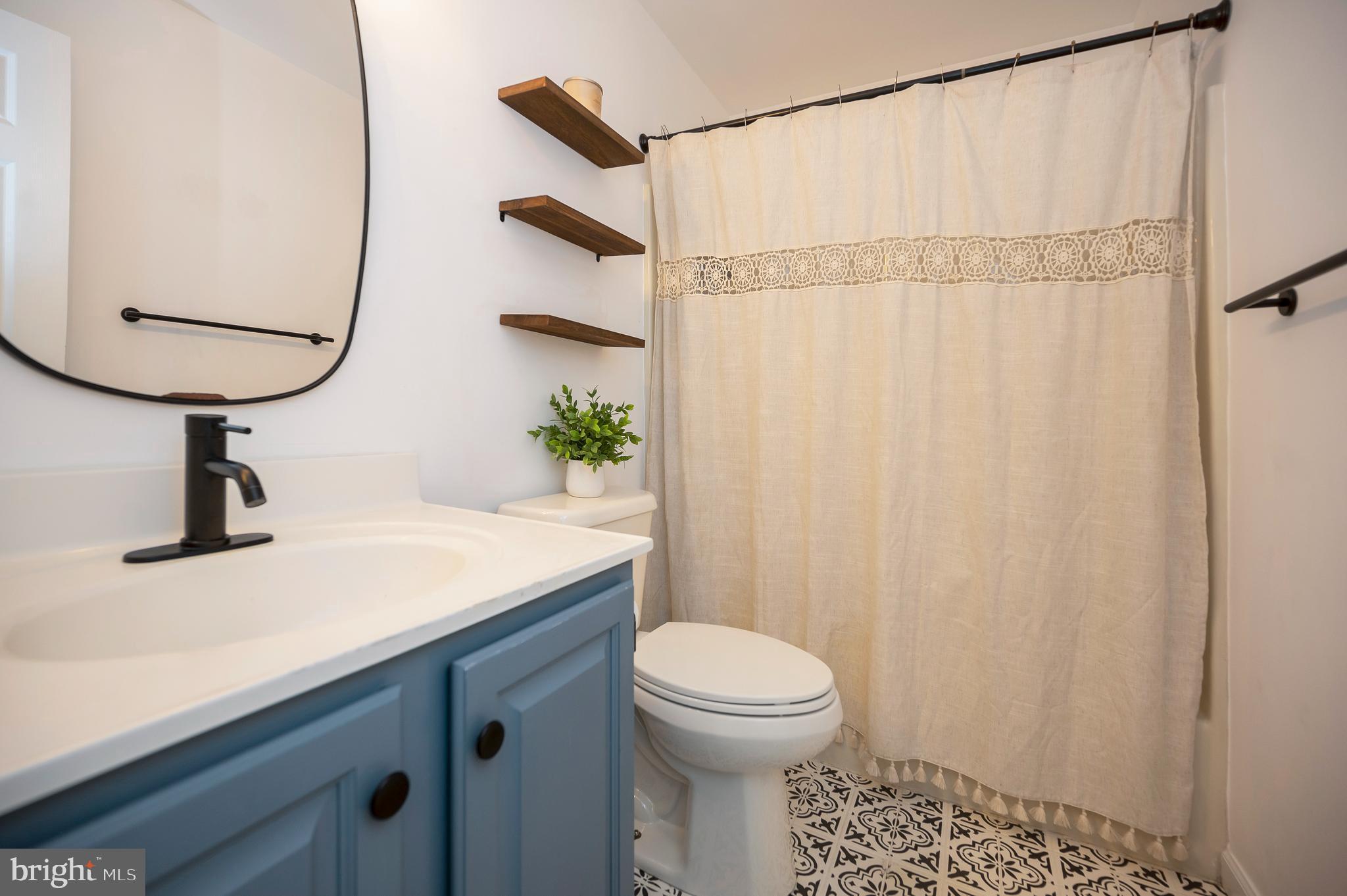 LAKE OF THE WOODS - Residential