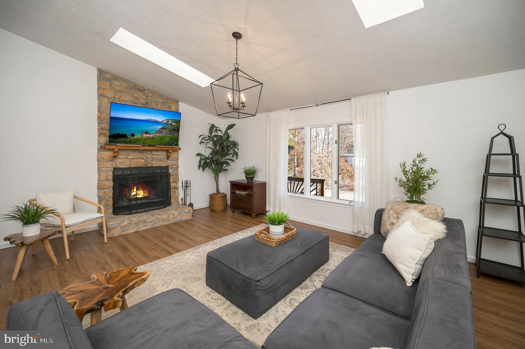 LAKE OF THE WOODS - Residential