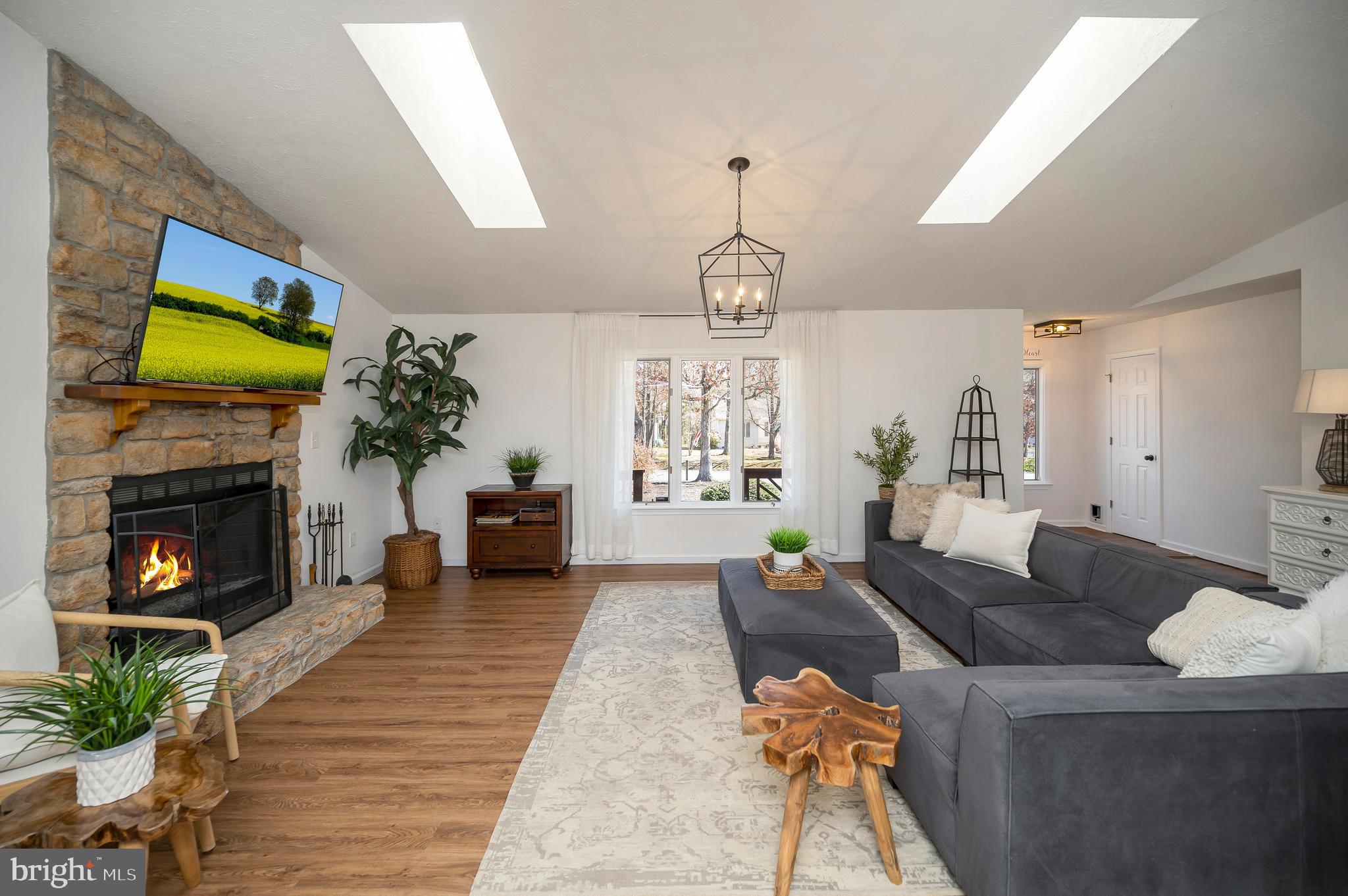 LAKE OF THE WOODS - Residential