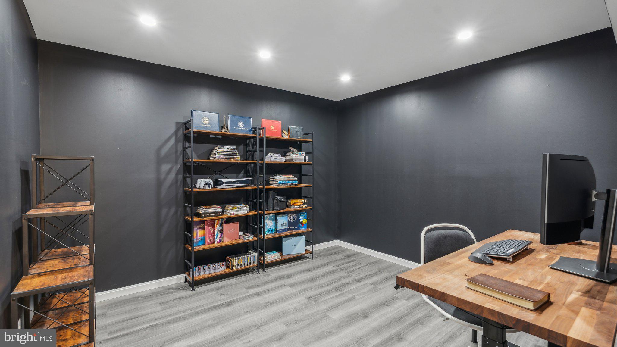 RIDGEFIELD ESTATES - Residential