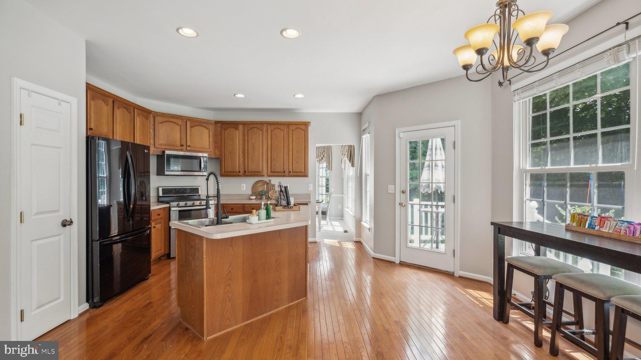 RIDGEFIELD ESTATES - Residential