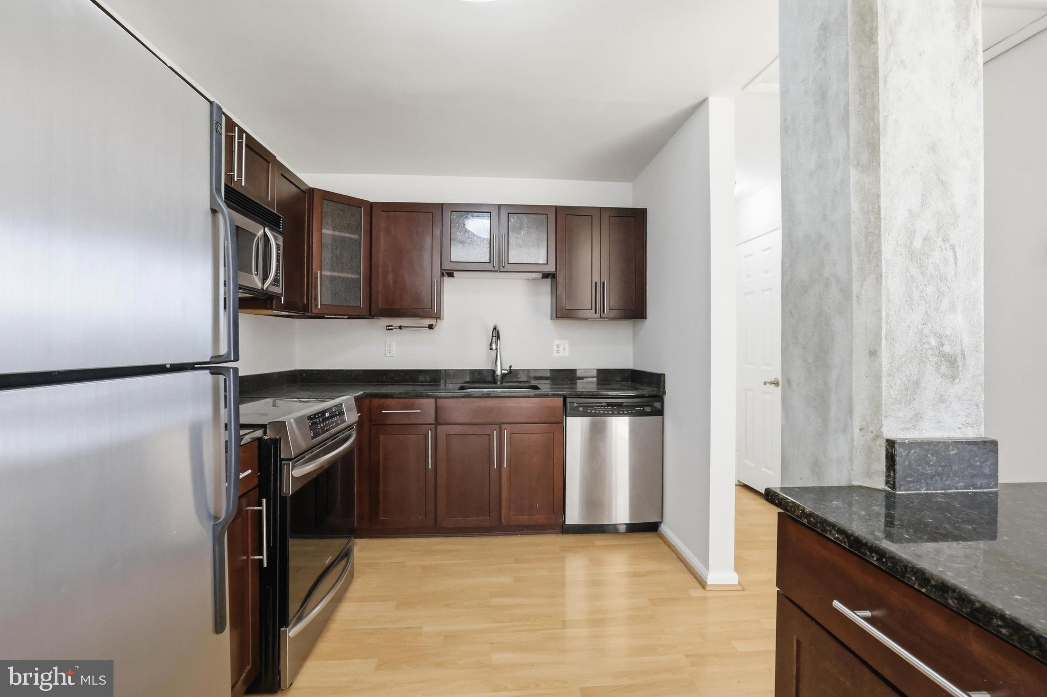 1011 HUNTER STREET C-4