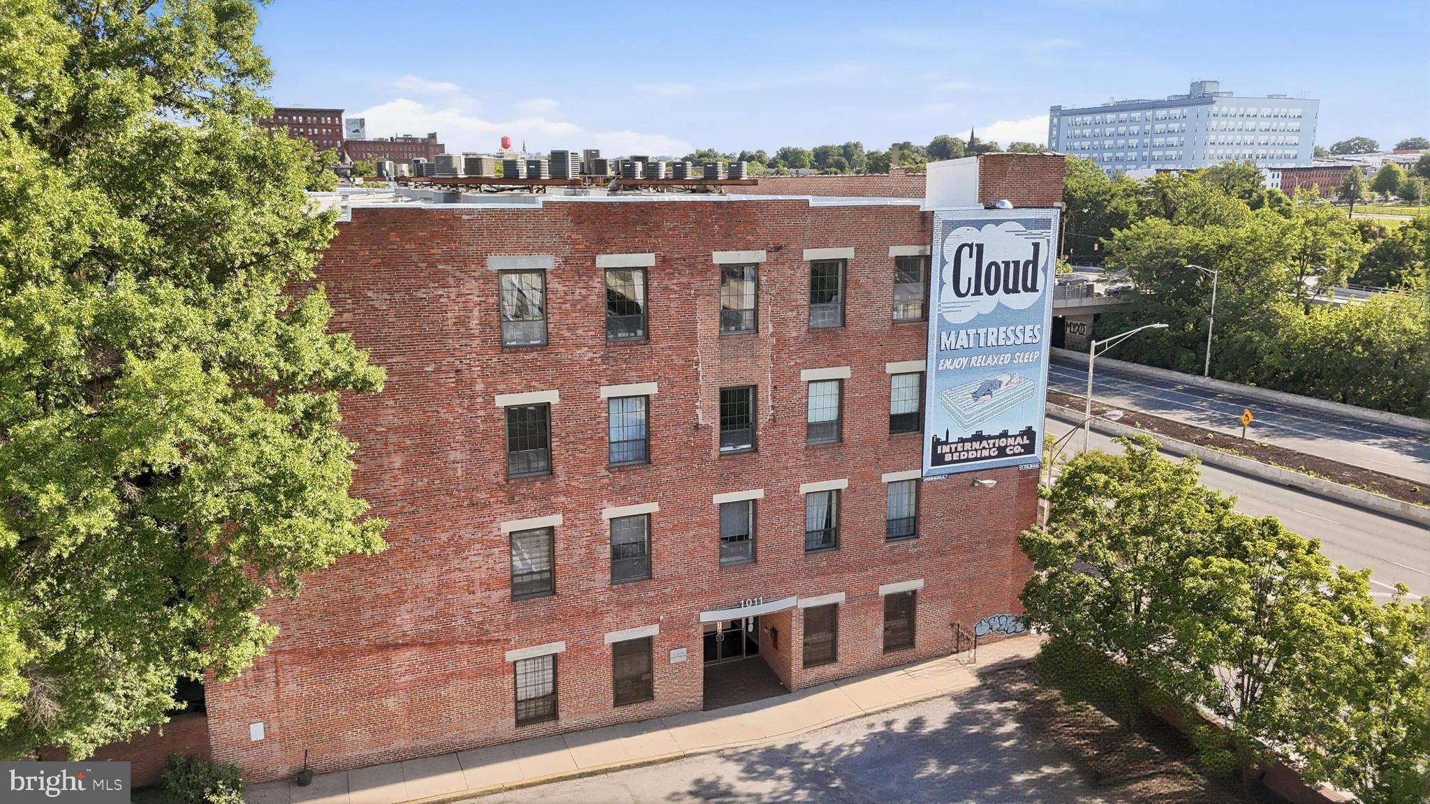 1011 HUNTER STREET C-4