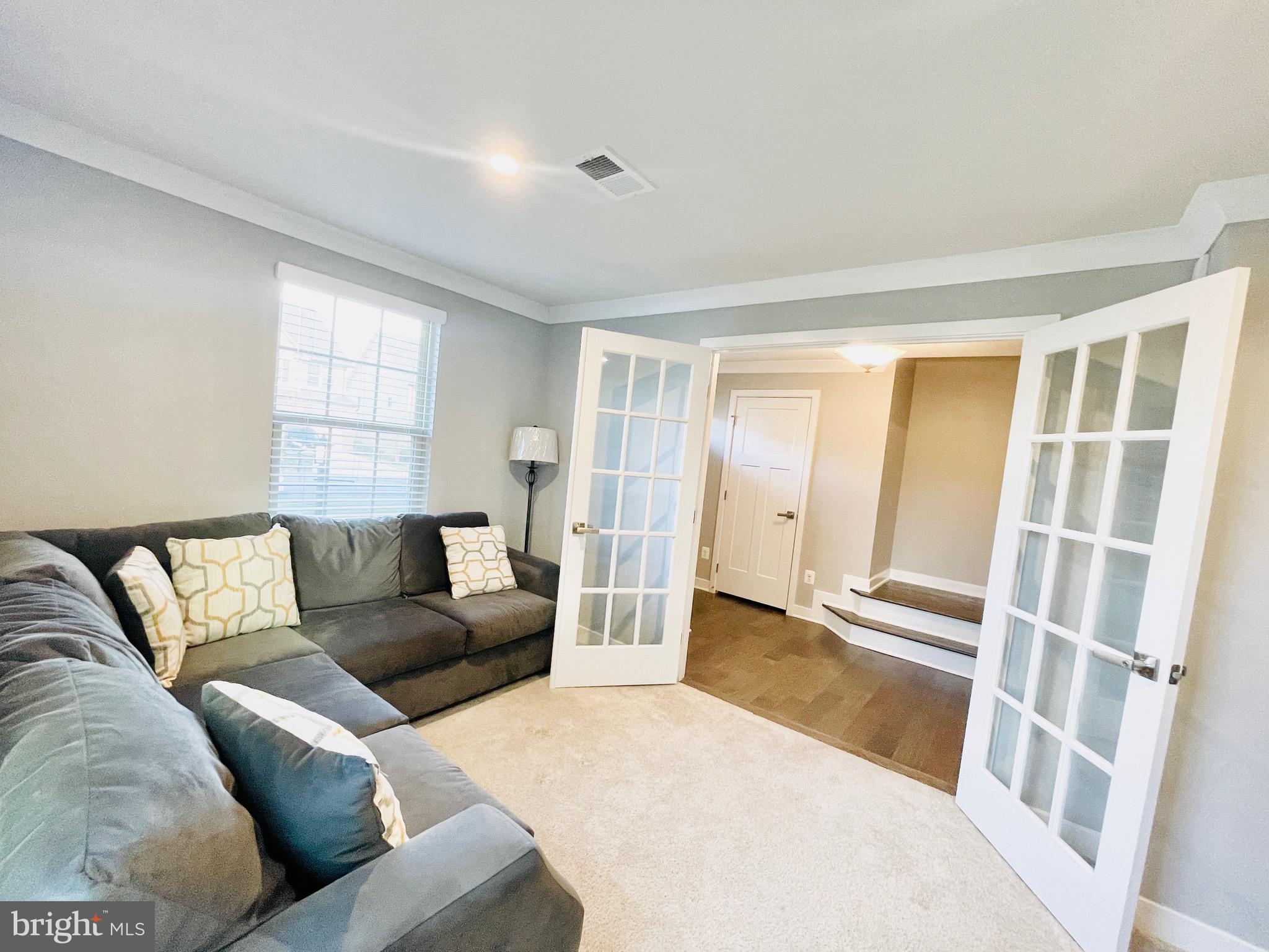 POTOMAC SHORES - Residential Lease