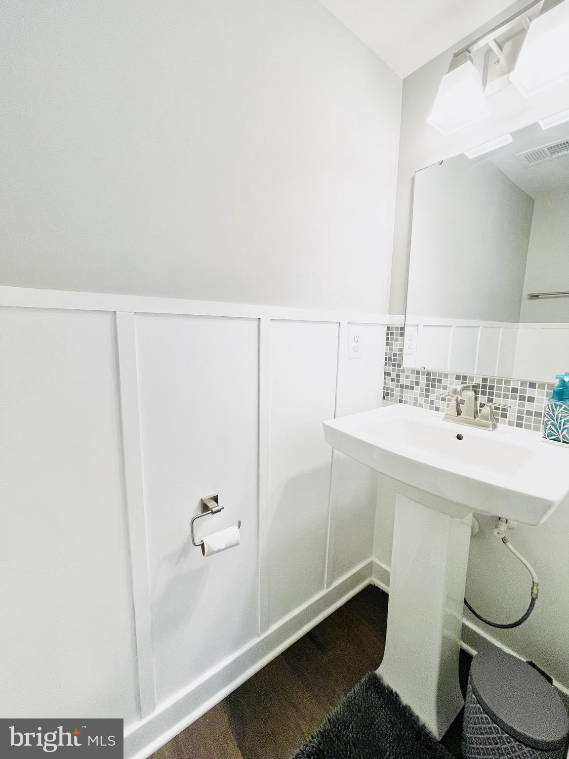 POTOMAC SHORES - Residential Lease