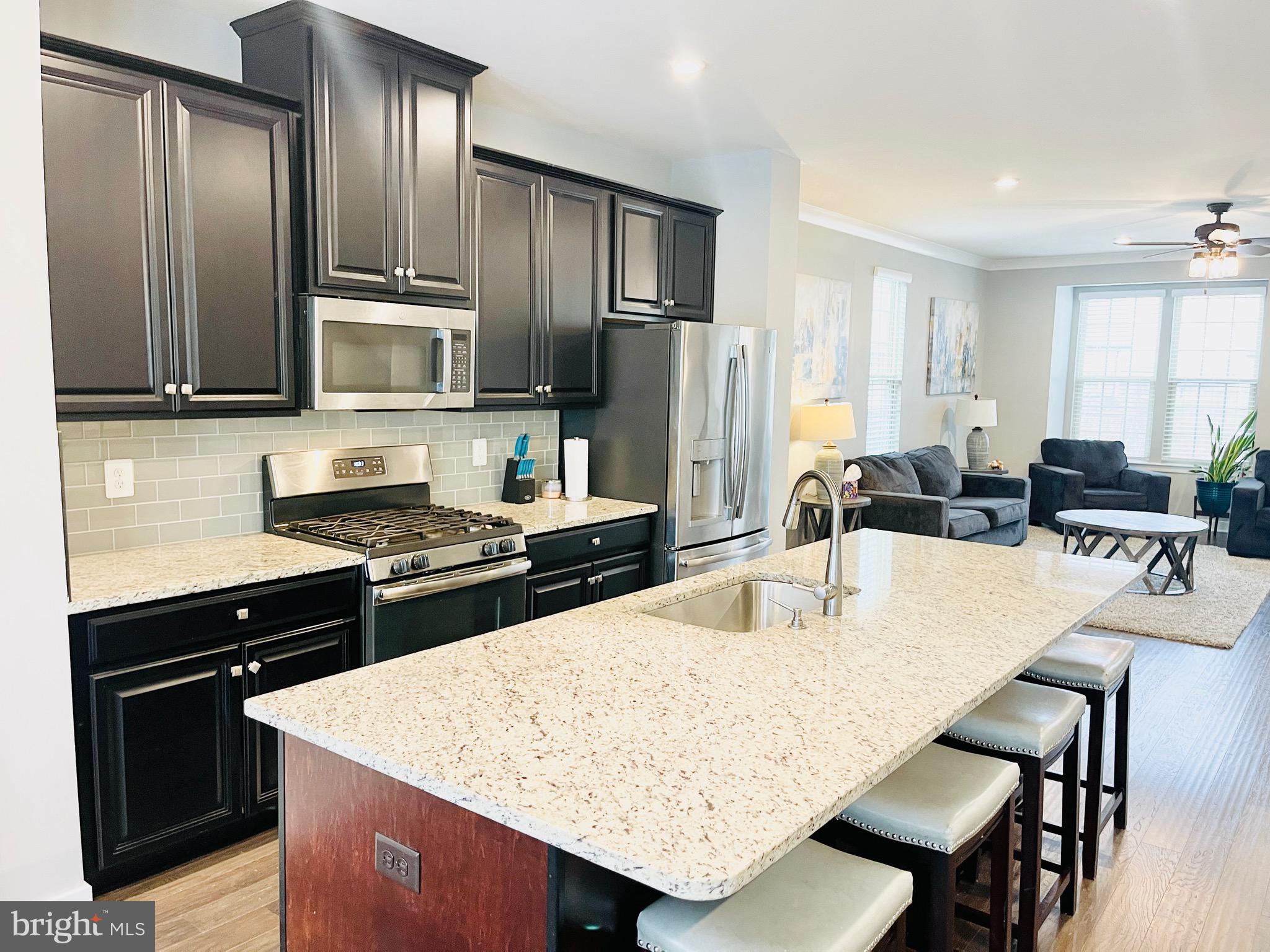 POTOMAC SHORES - Residential Lease