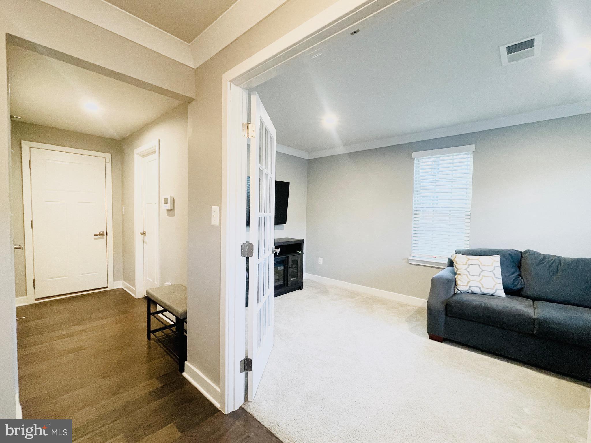 POTOMAC SHORES - Residential Lease