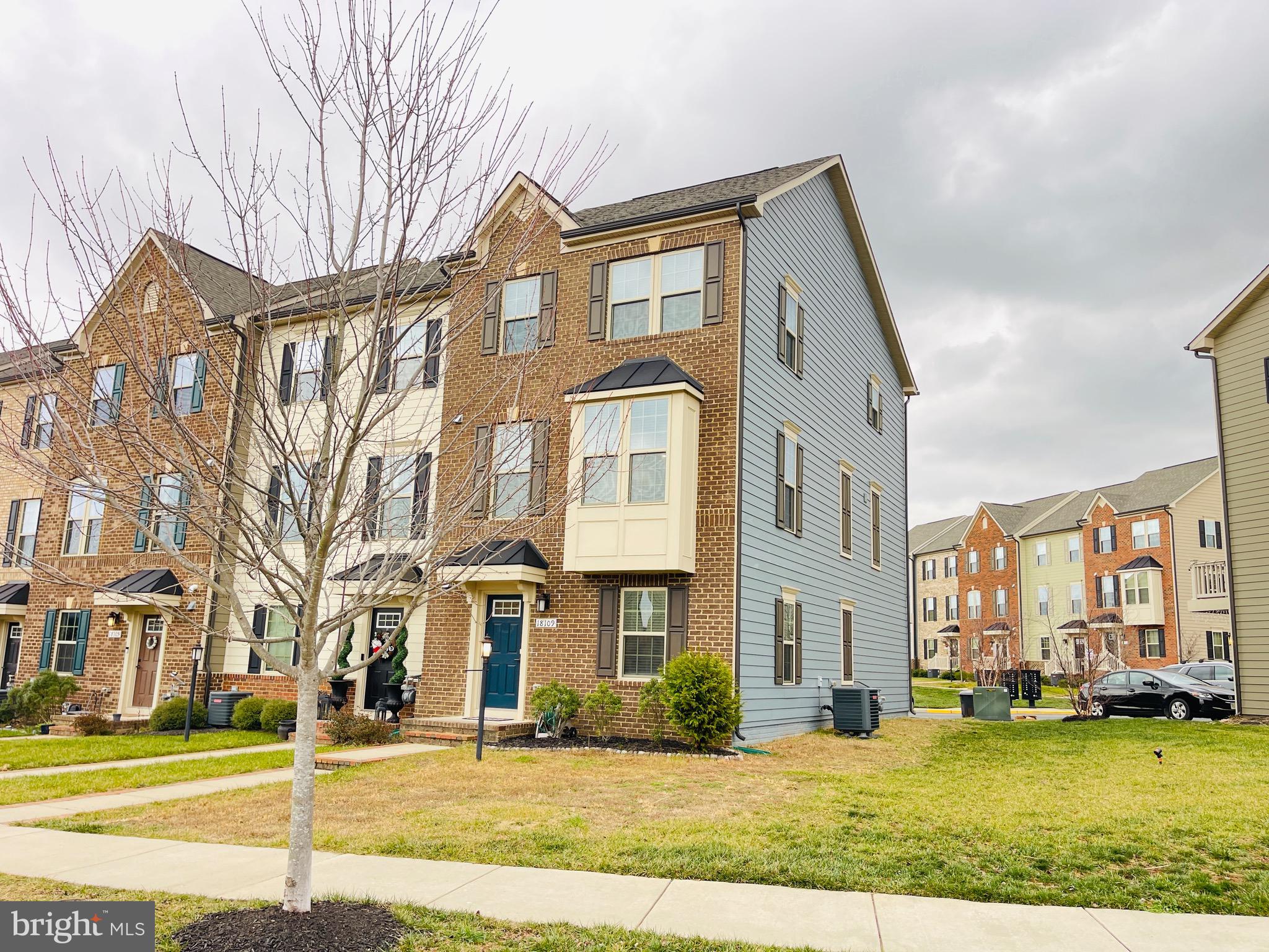 POTOMAC SHORES - Residential Lease