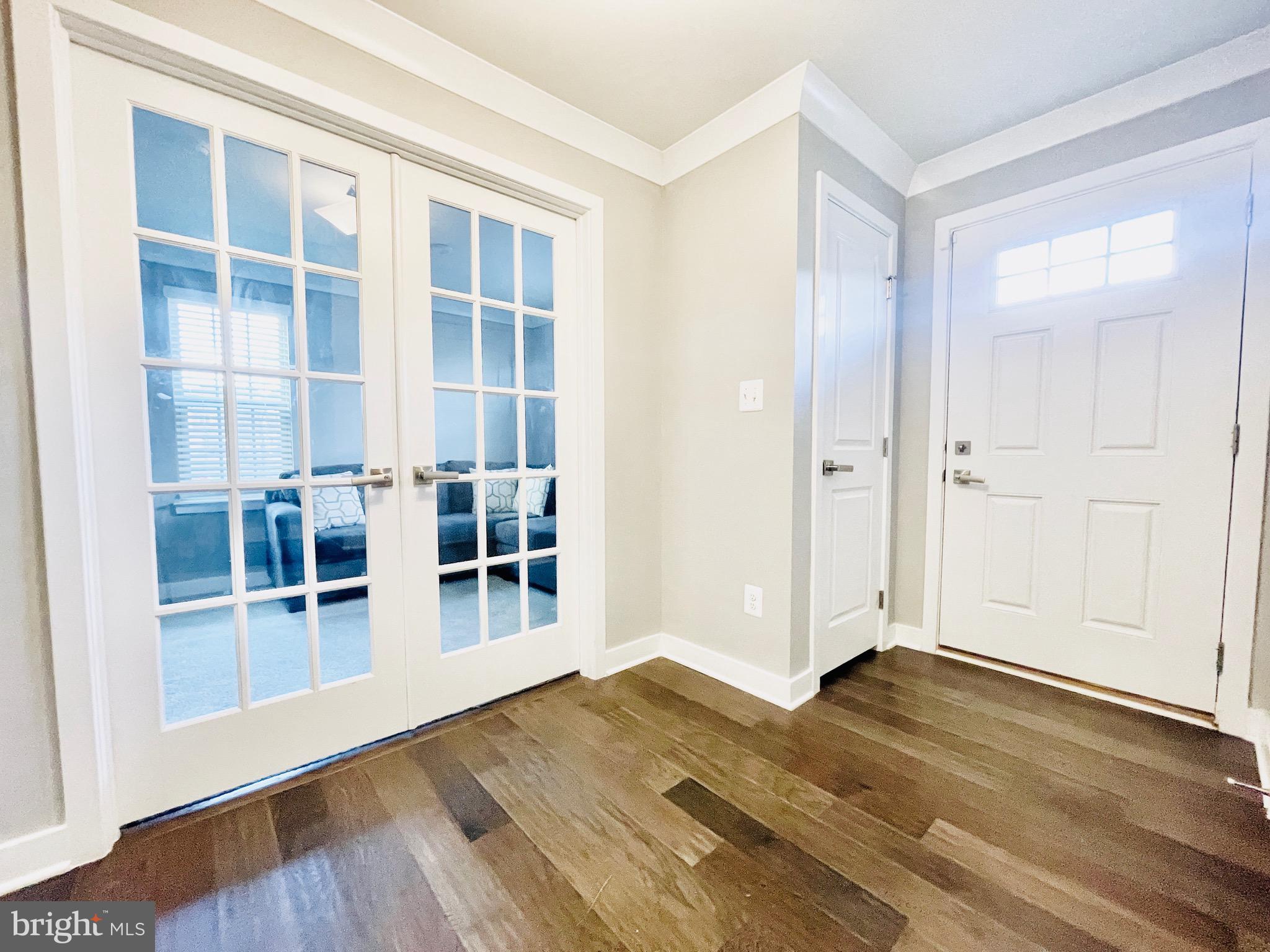 POTOMAC SHORES - Residential Lease