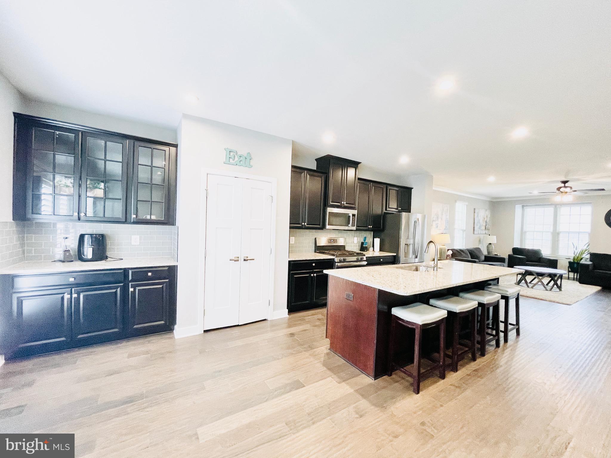 POTOMAC SHORES - Residential Lease